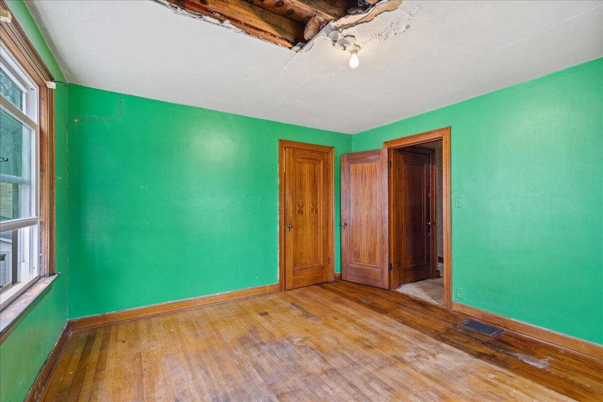 1951 Collingswood Road