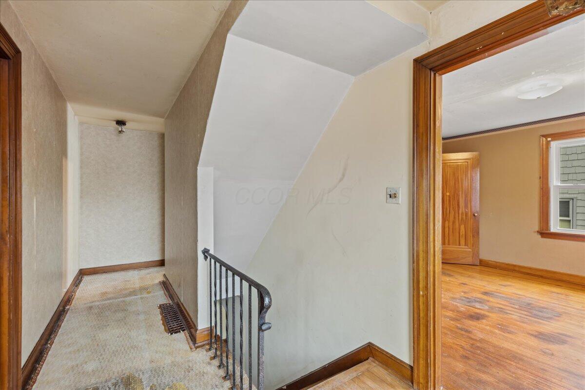 1951 Collingswood Road