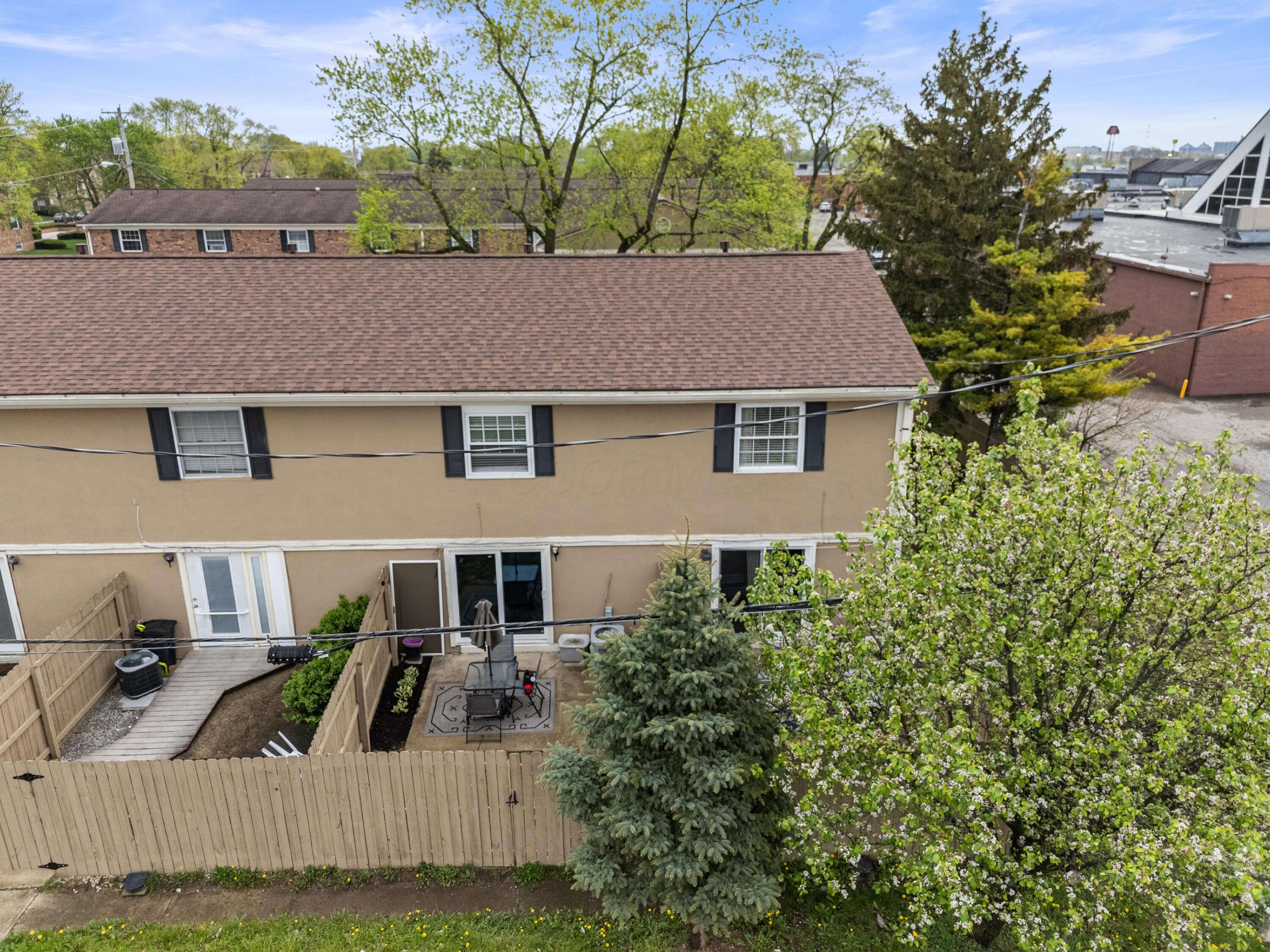 79 Tarryton Court W, 18H