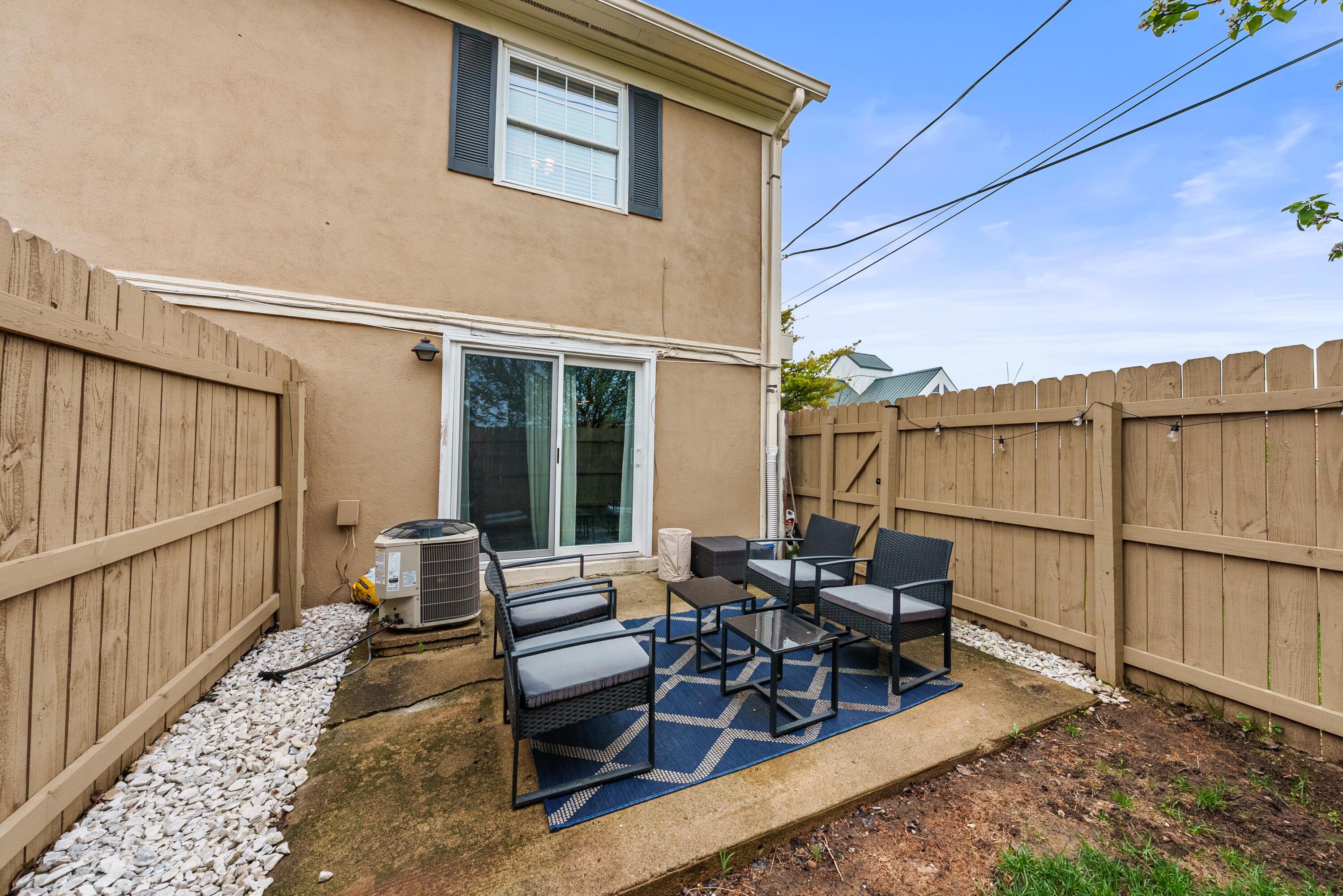 79 Tarryton Court W, 18H