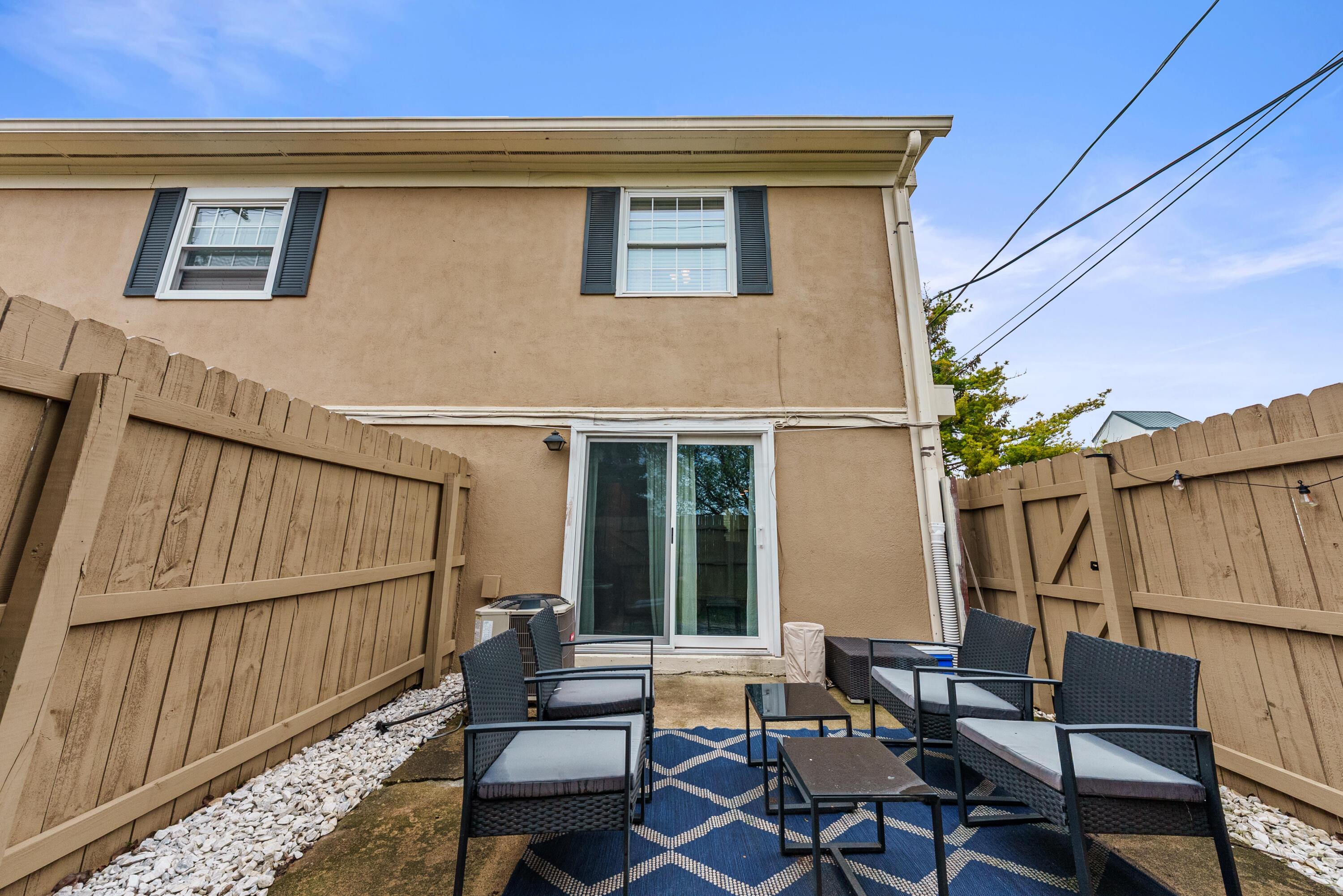 79 Tarryton Court W, 18H