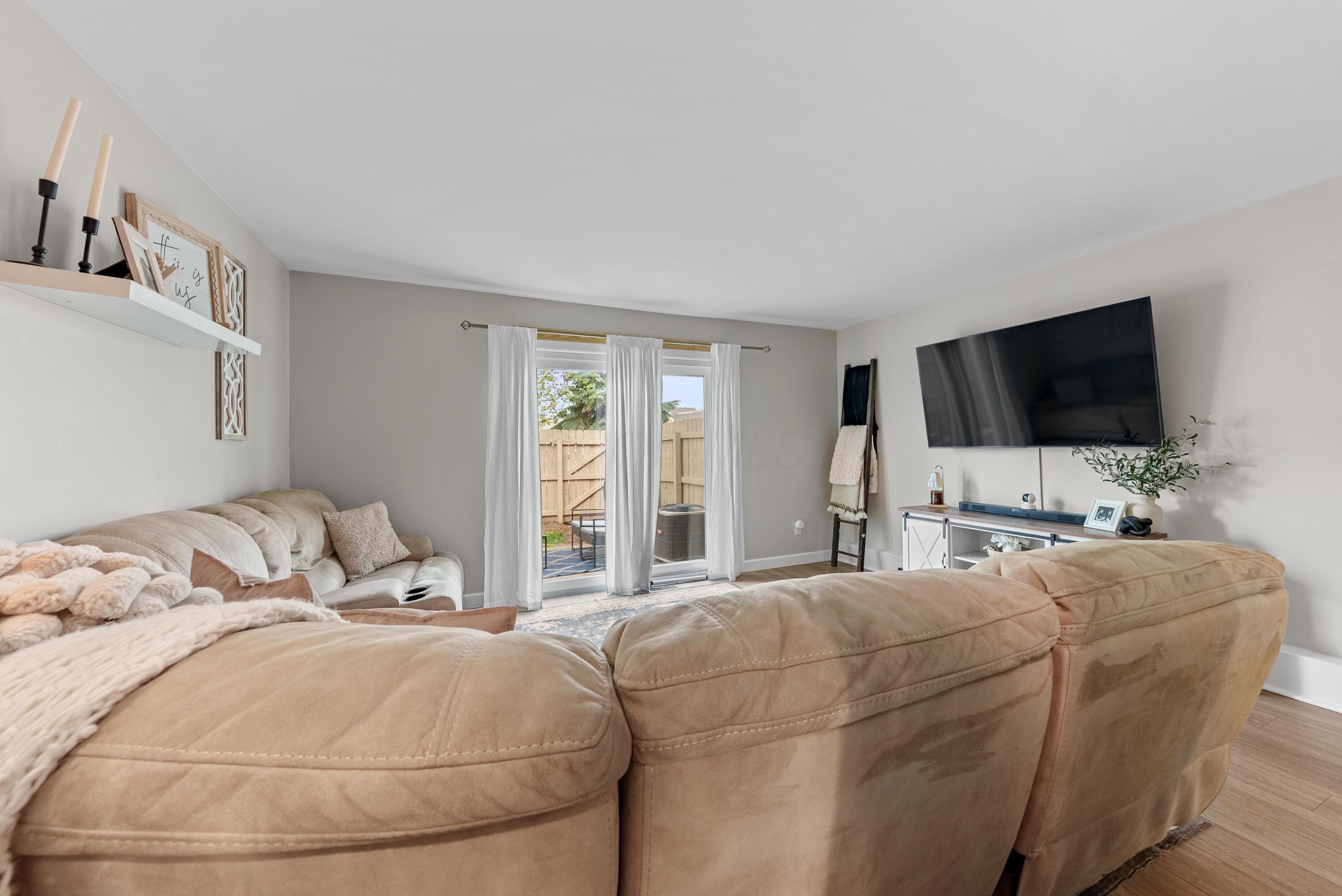 79 Tarryton Court W, 18H