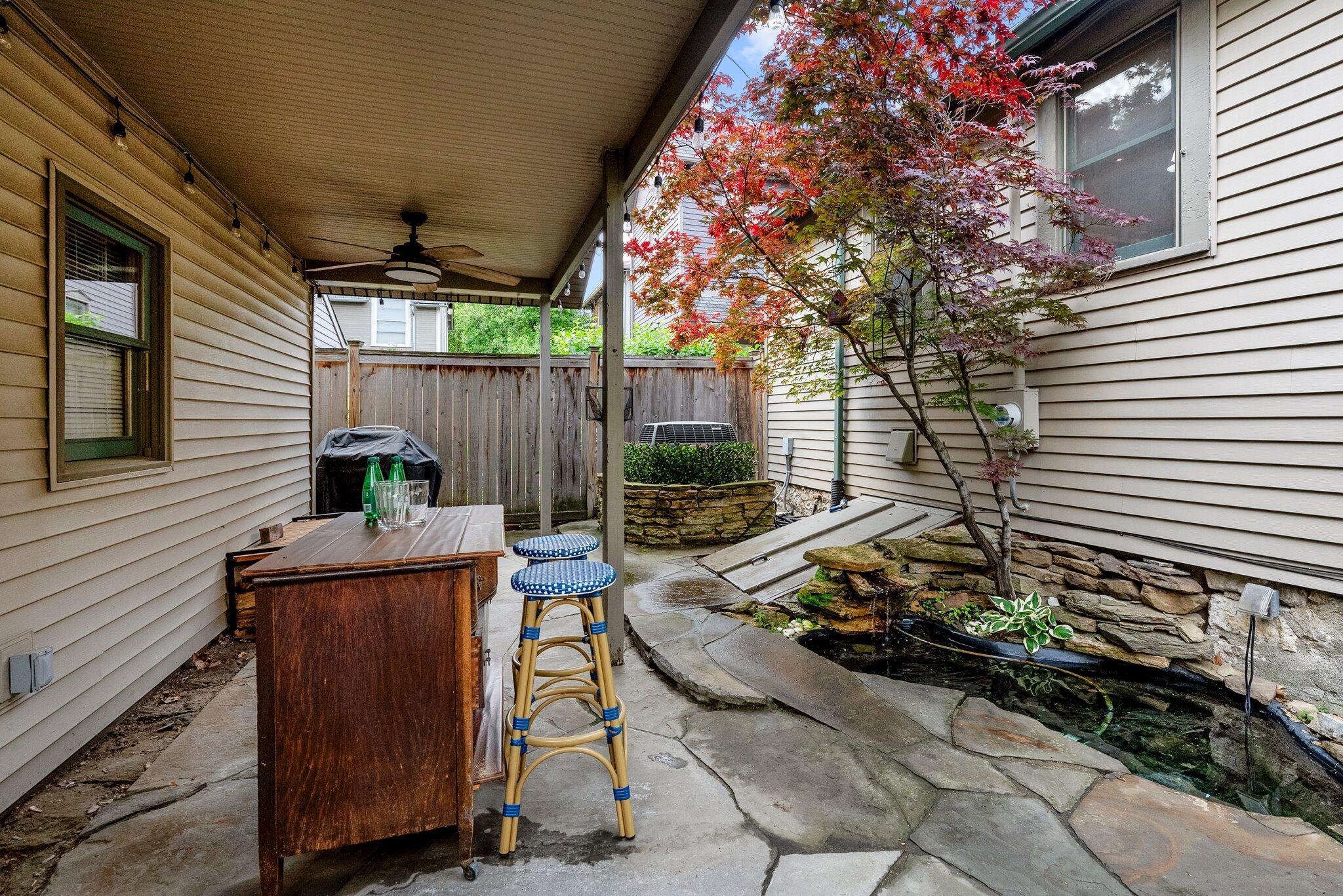 1047 Highland Street