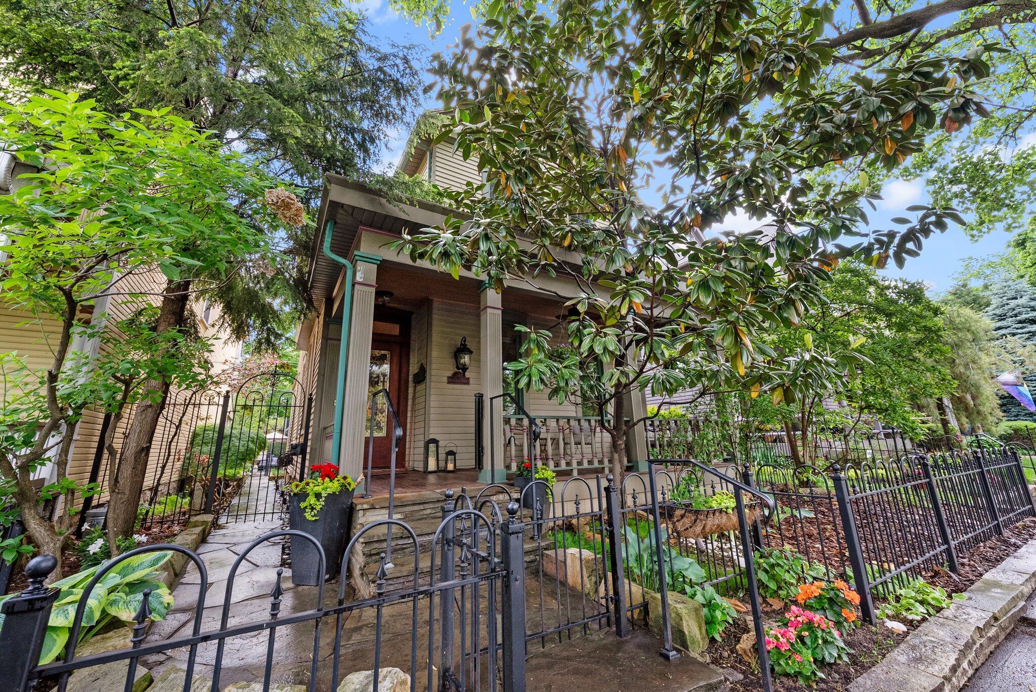 1047 Highland Street