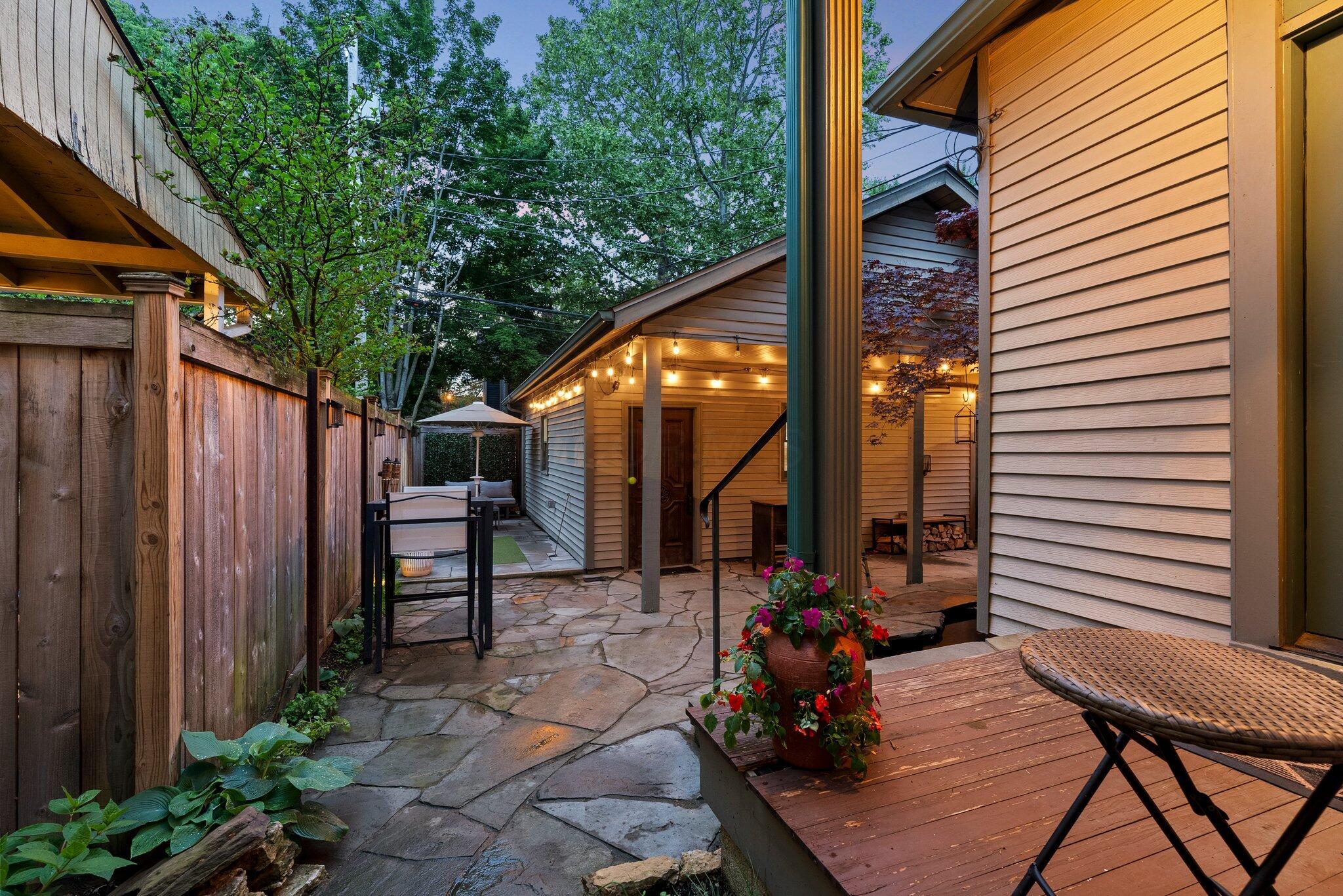 1047 Highland Street