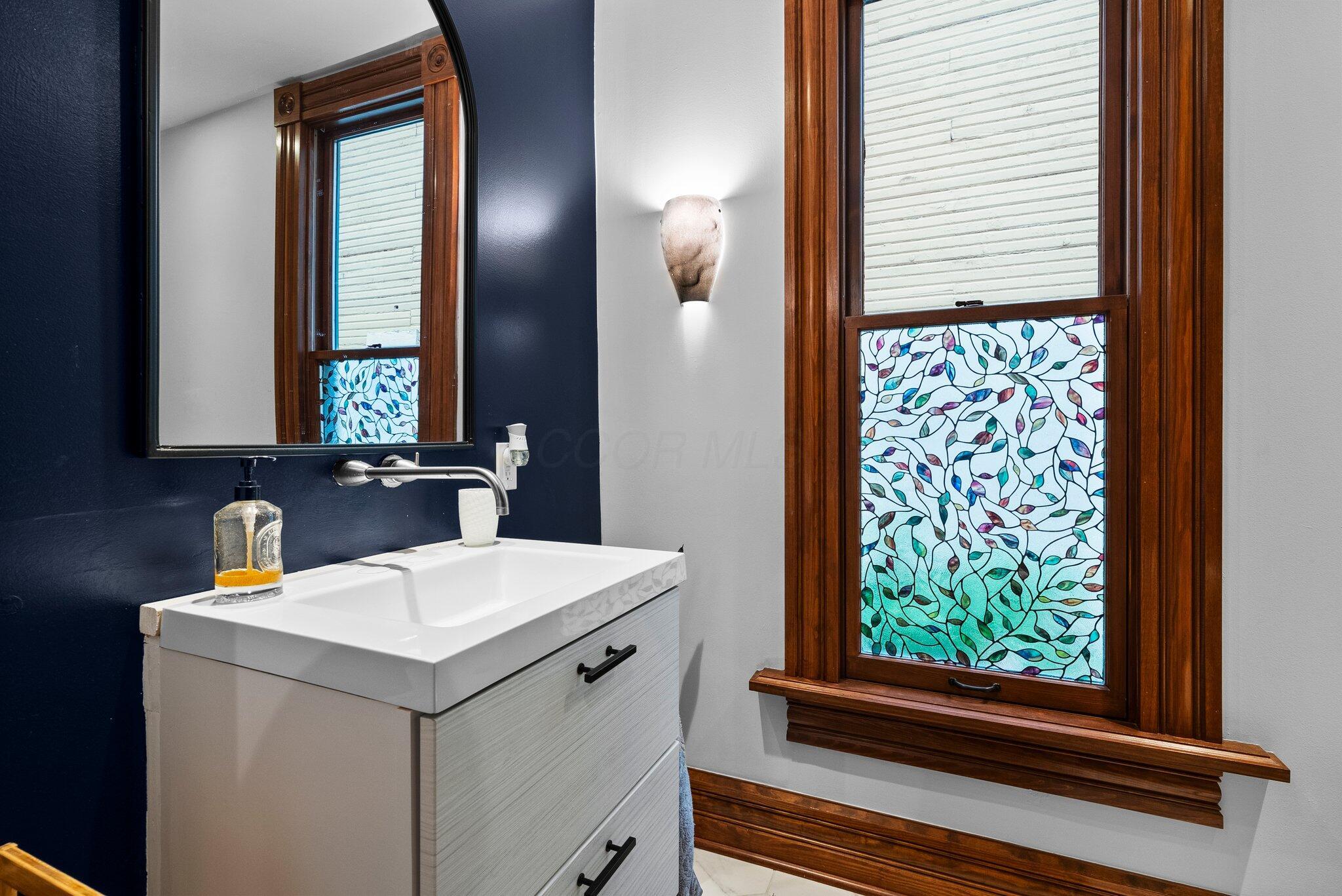 1047 Highland Street