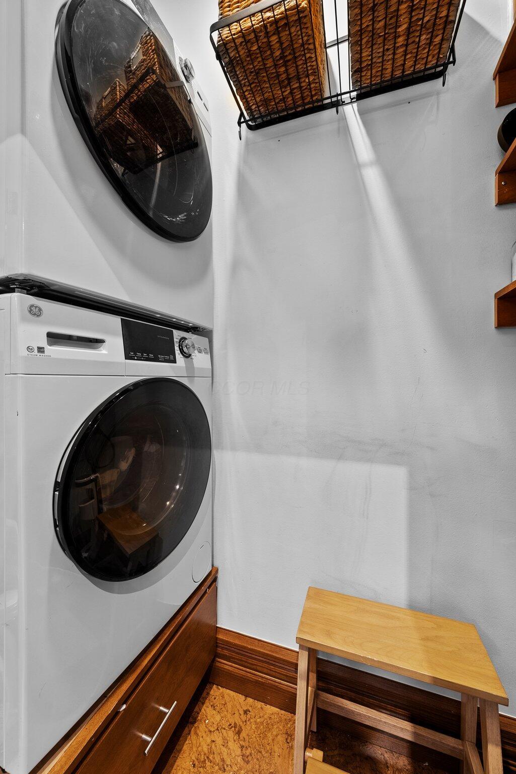 1047 Highland Street