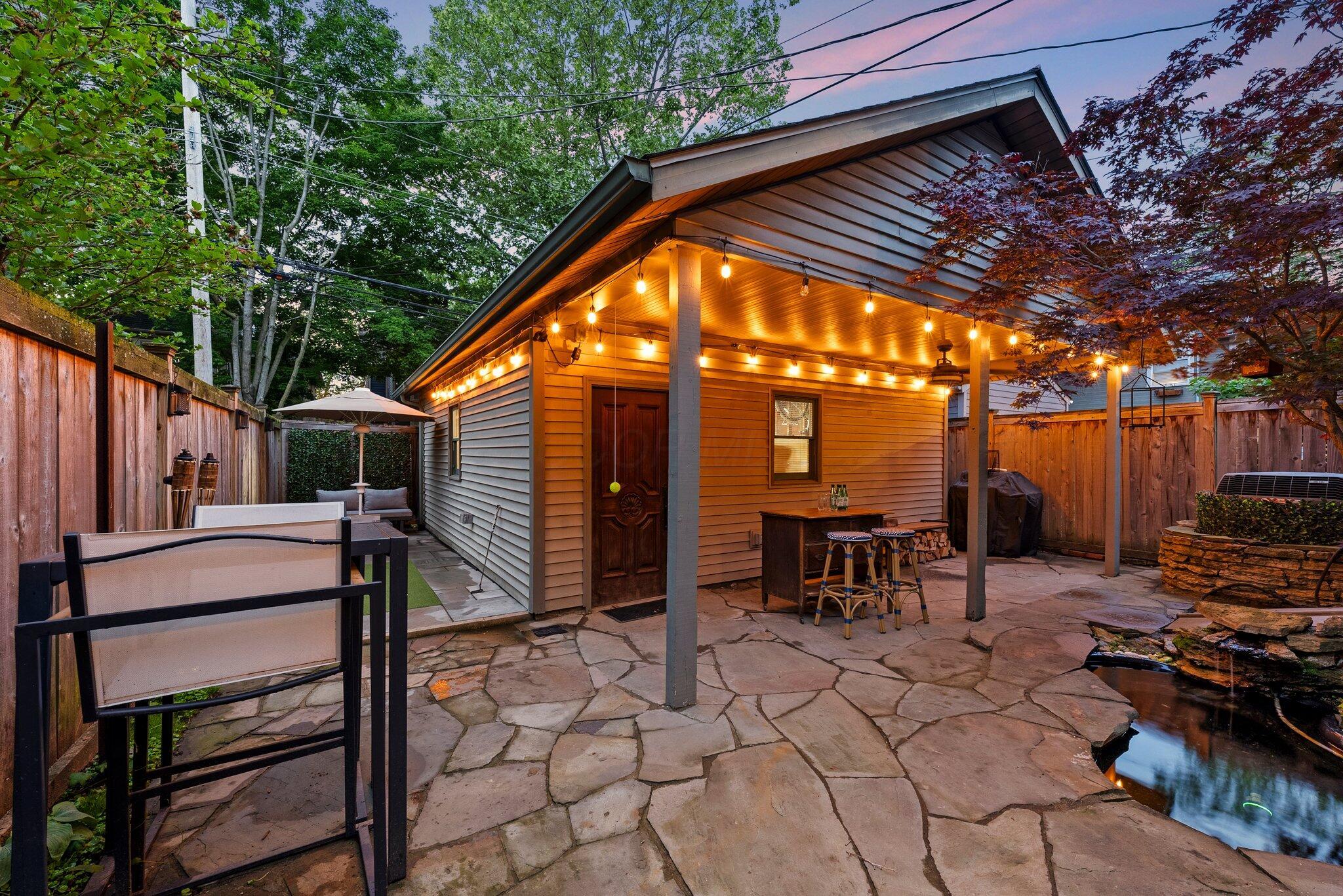 1047 Highland Street