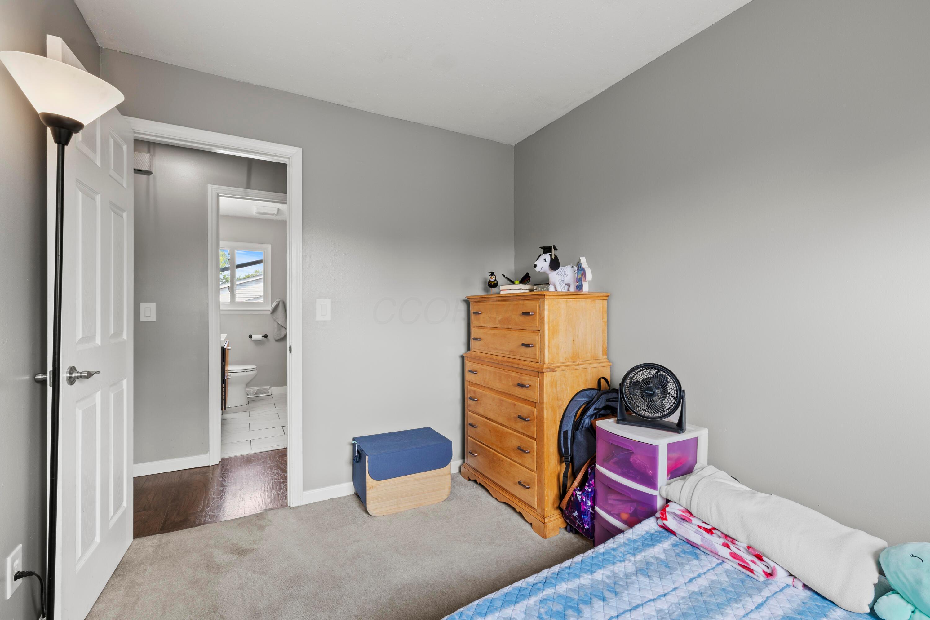 2923 Falcon Bridge Drive