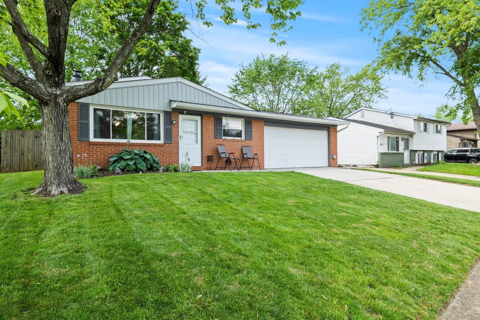 2923 Falcon Bridge Drive