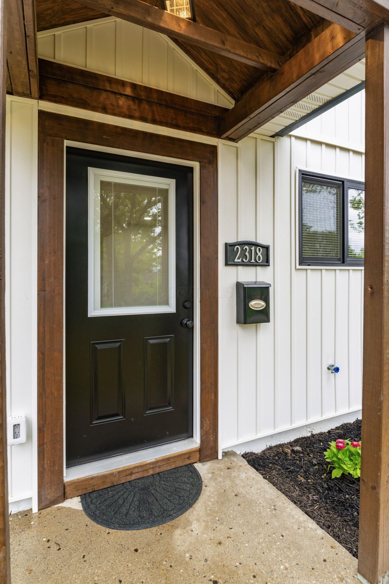 2318 Dawnlight Avenue