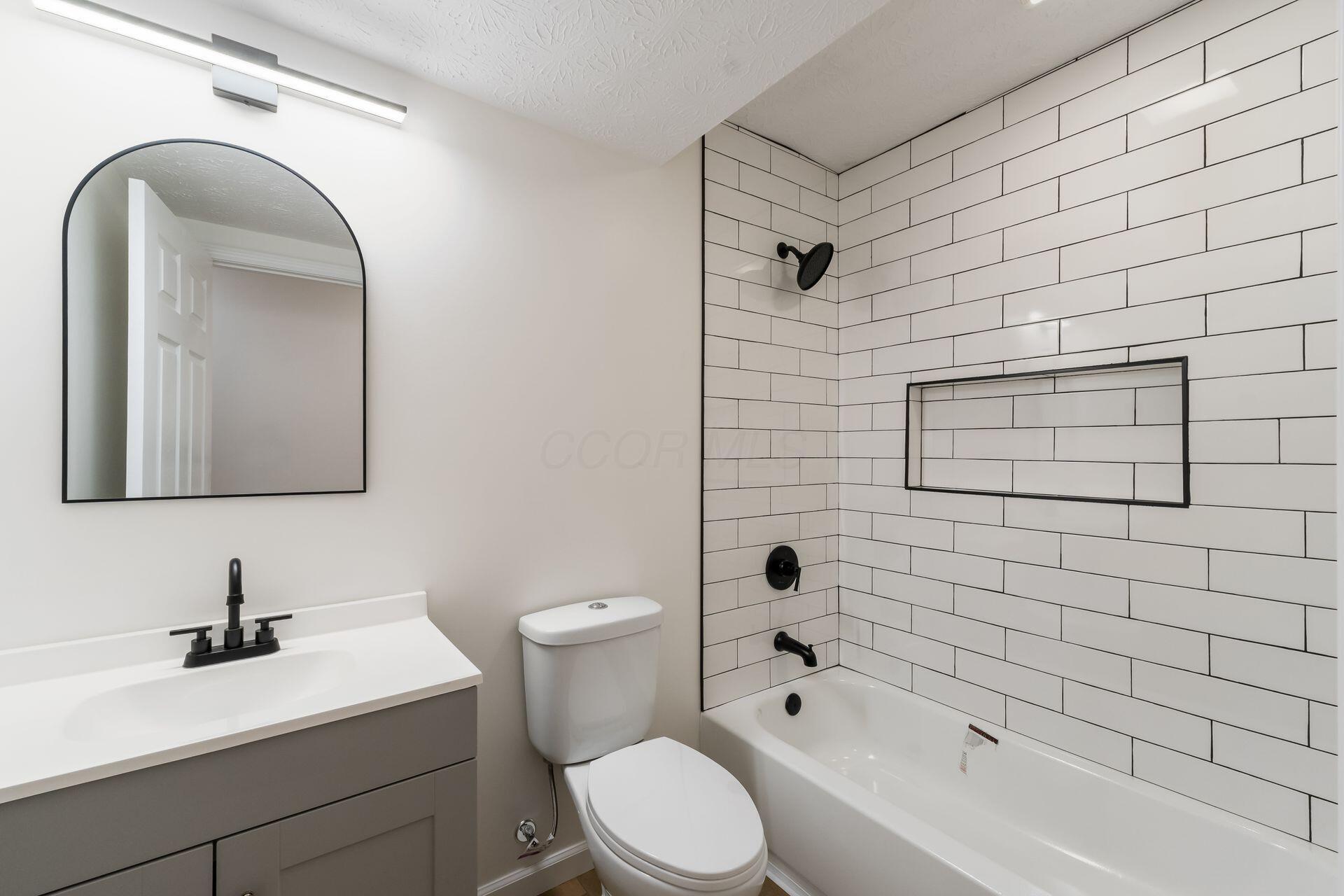 2318 Dawnlight Avenue