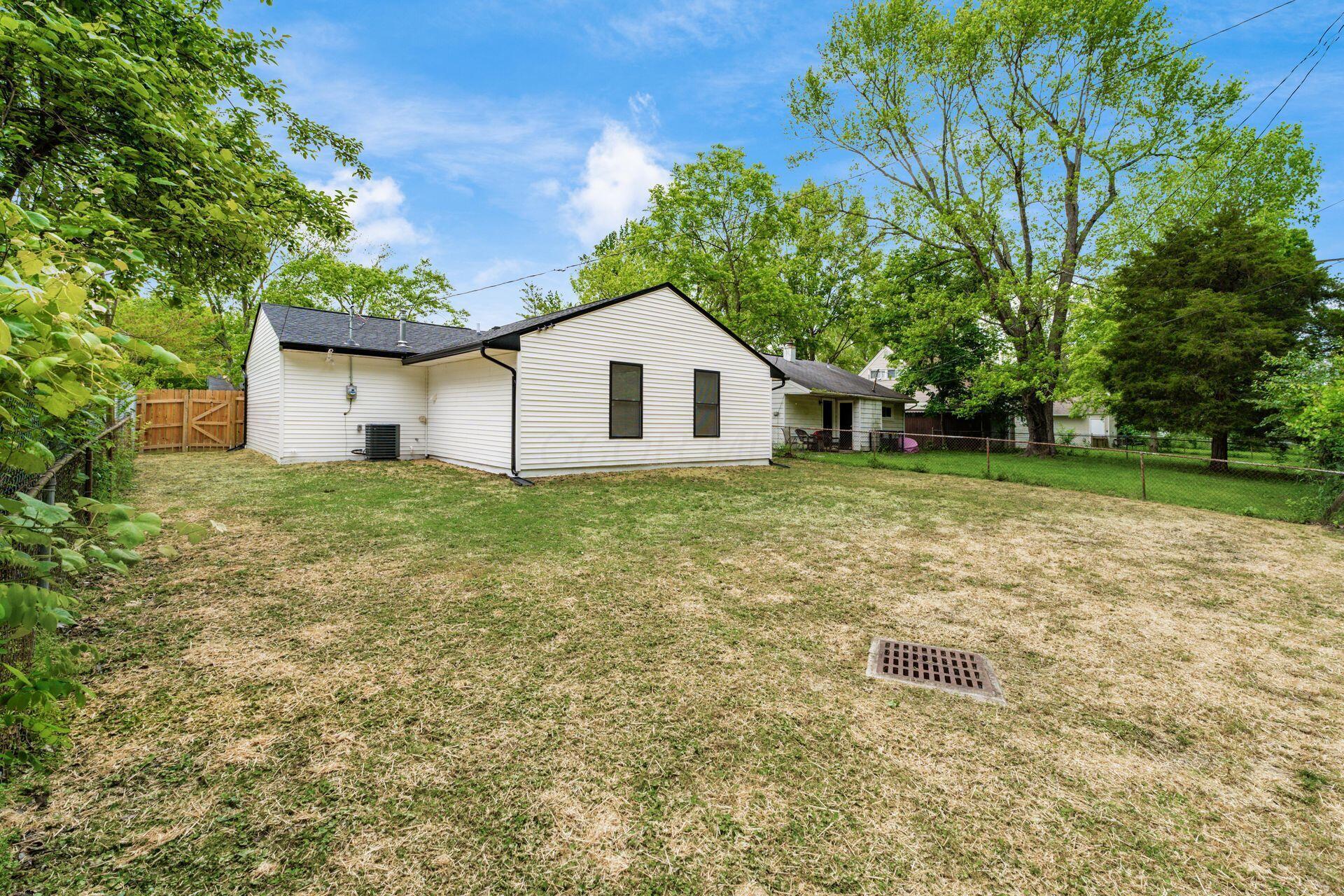 2318 Dawnlight Avenue