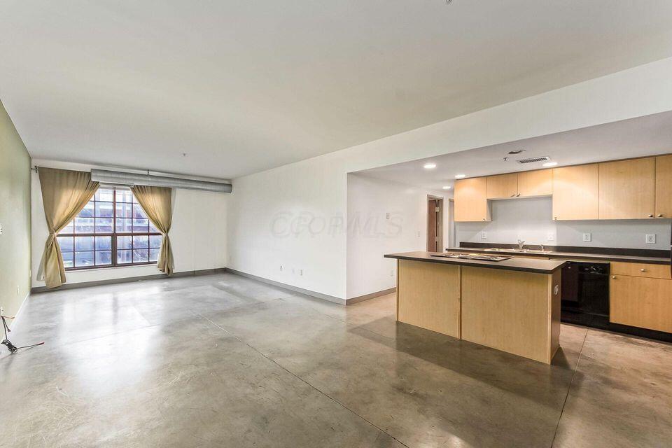 767 N High Street, R201