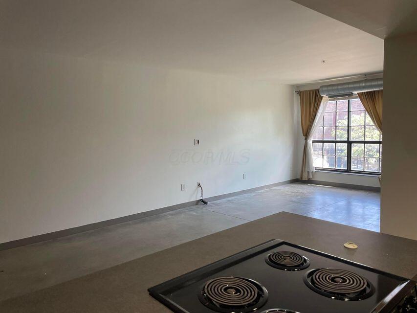 767 N High Street, R201