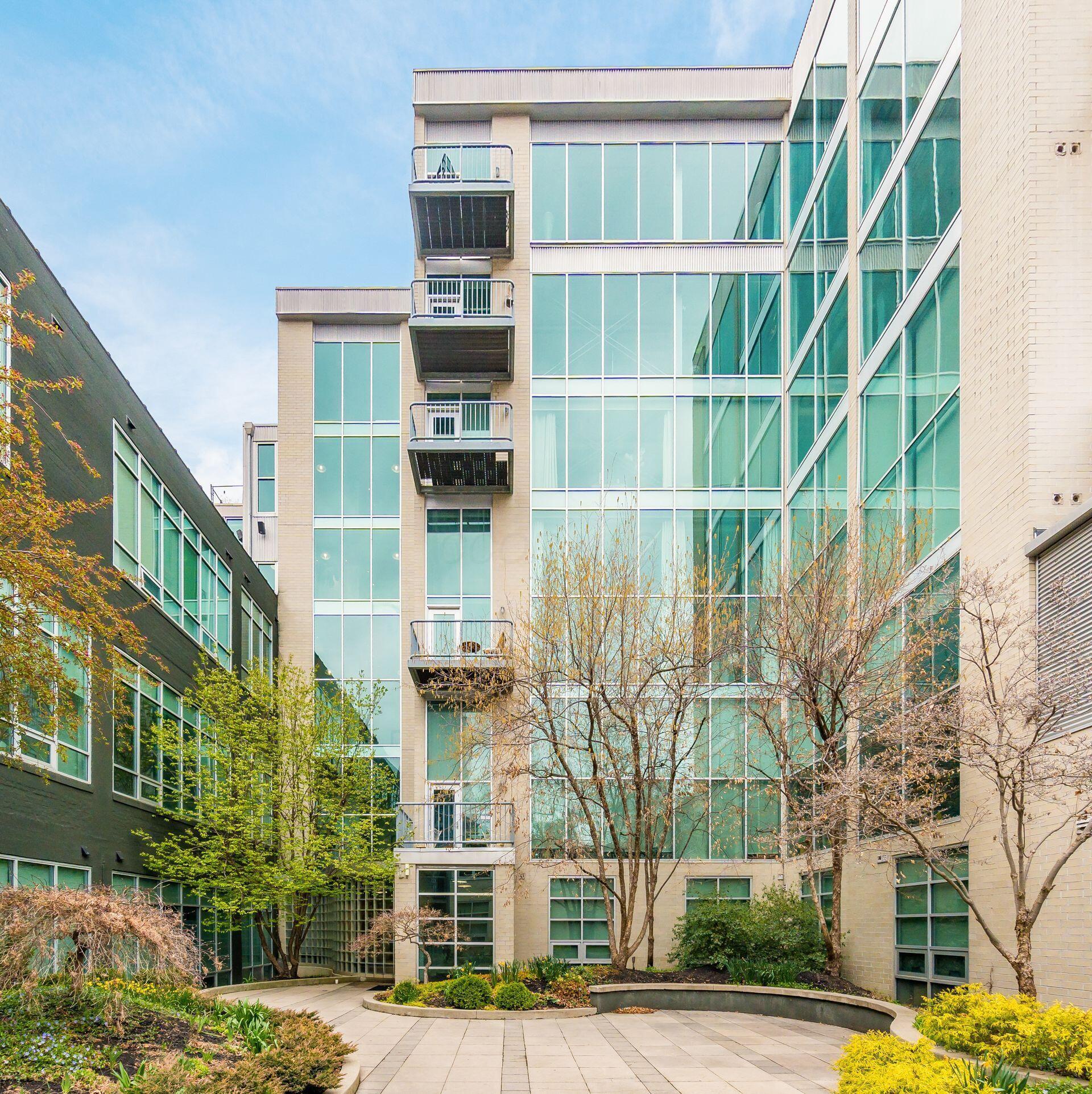 60 E Spring Street, 214