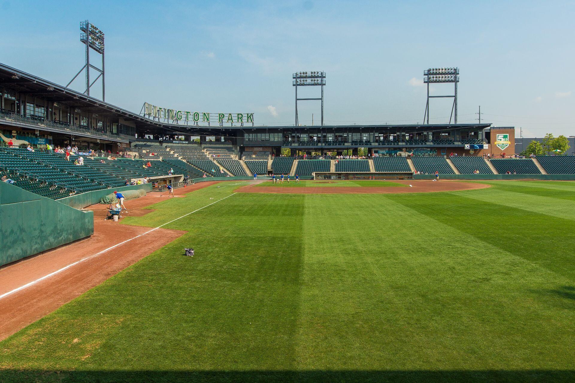 60 E Spring Street, 214