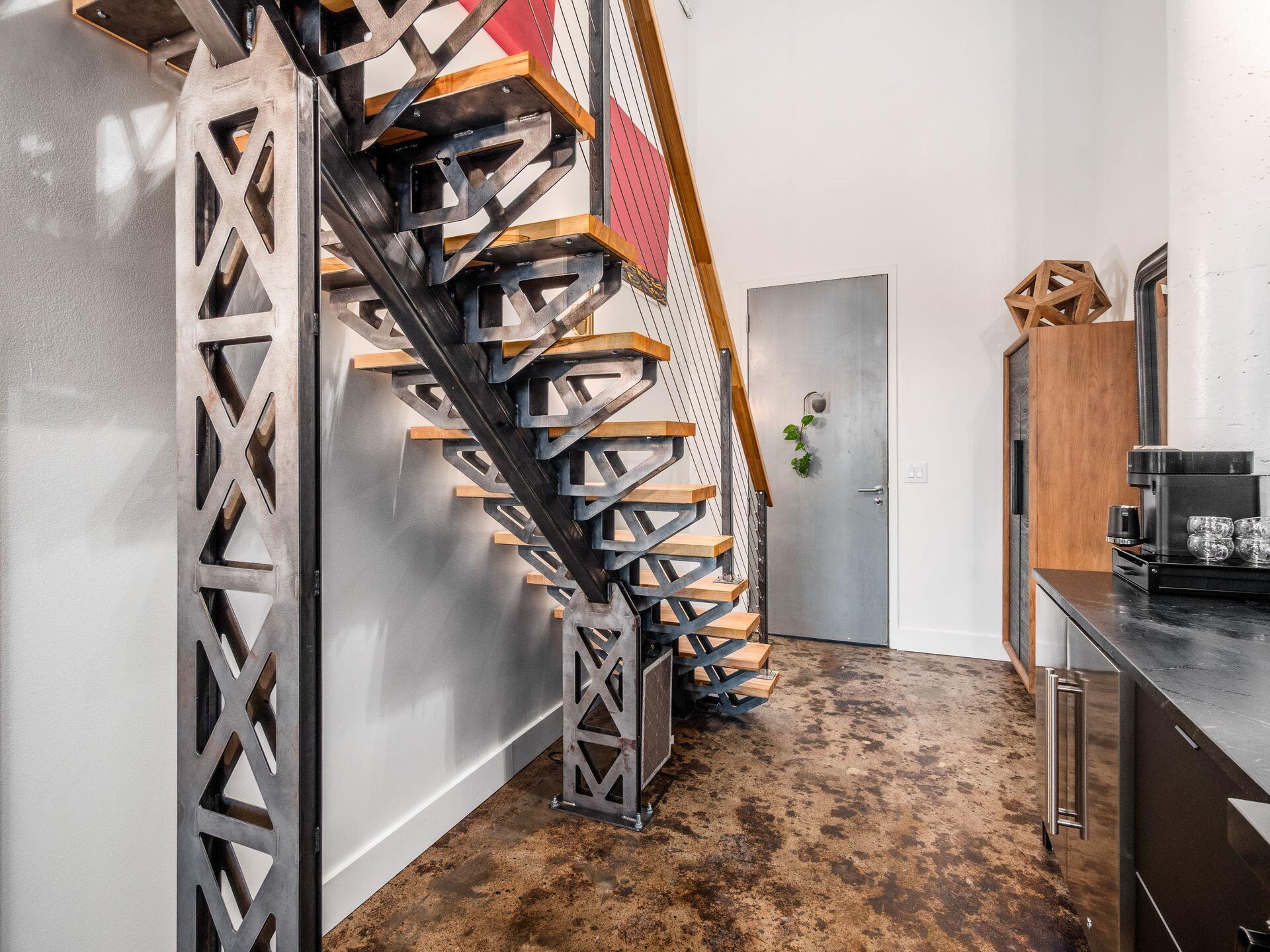 60 E Spring Street, 214