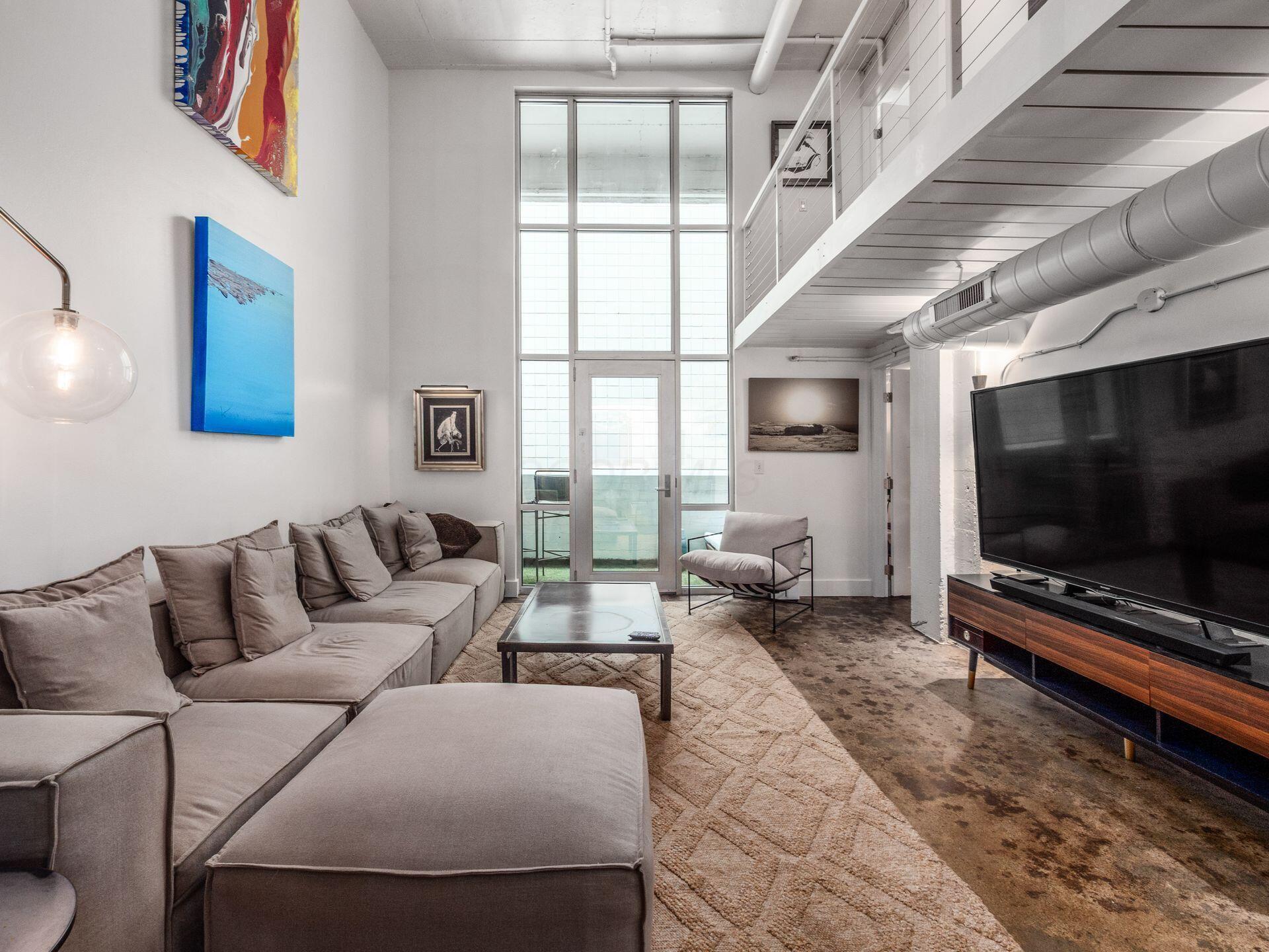 60 E Spring Street, 214