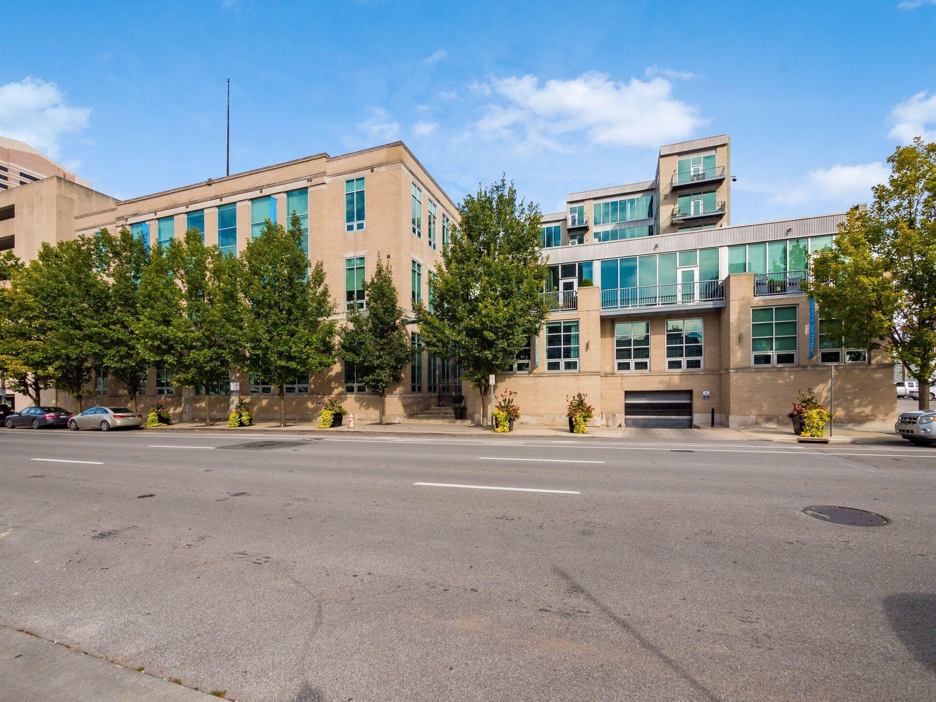 60 E Spring Street, 214