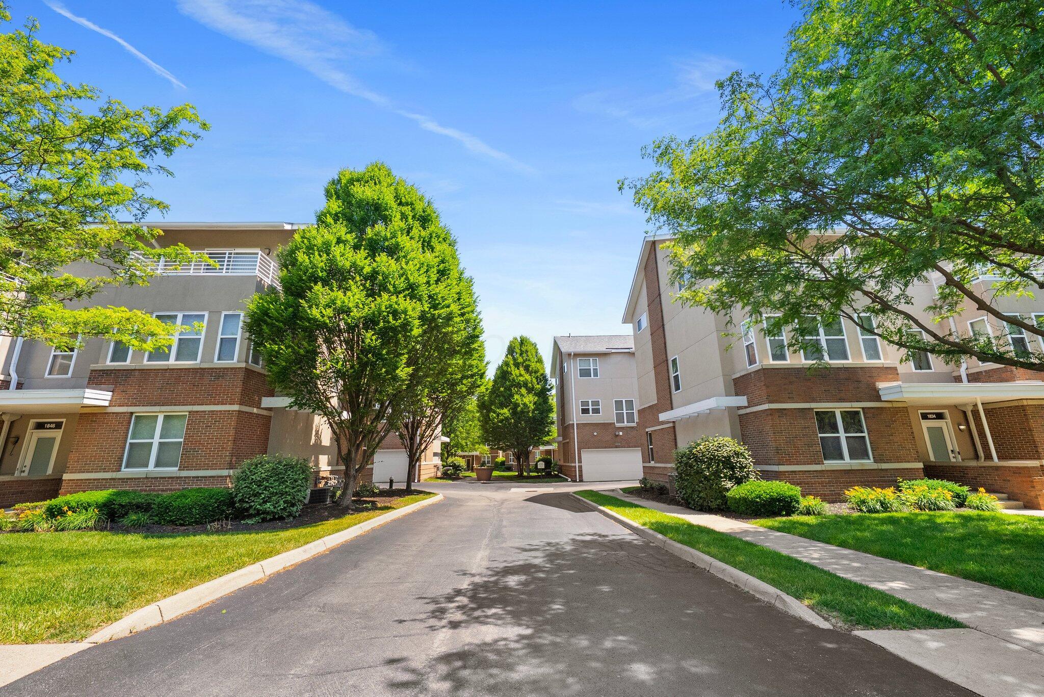 1396 Lower Green Circle