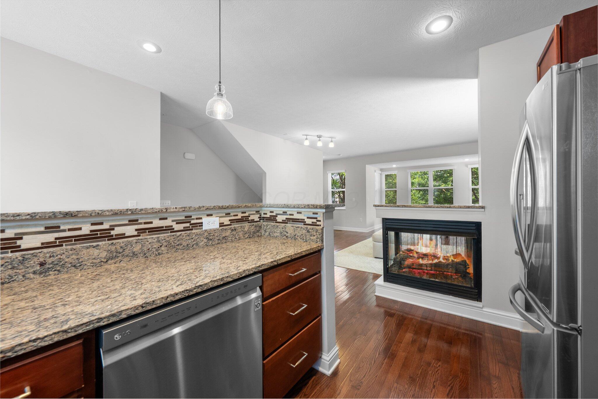 1396 Lower Green Circle