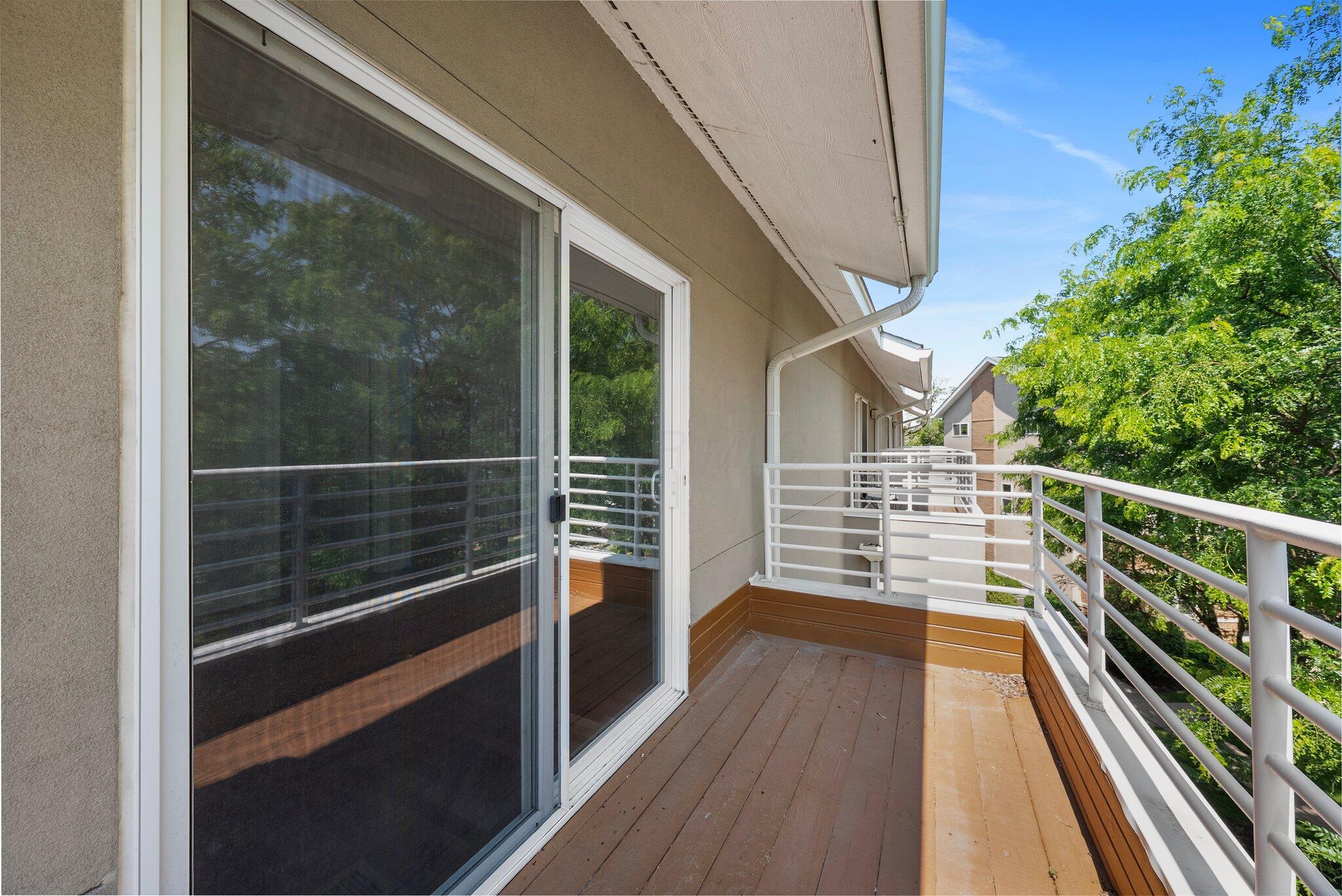 1396 Lower Green Circle