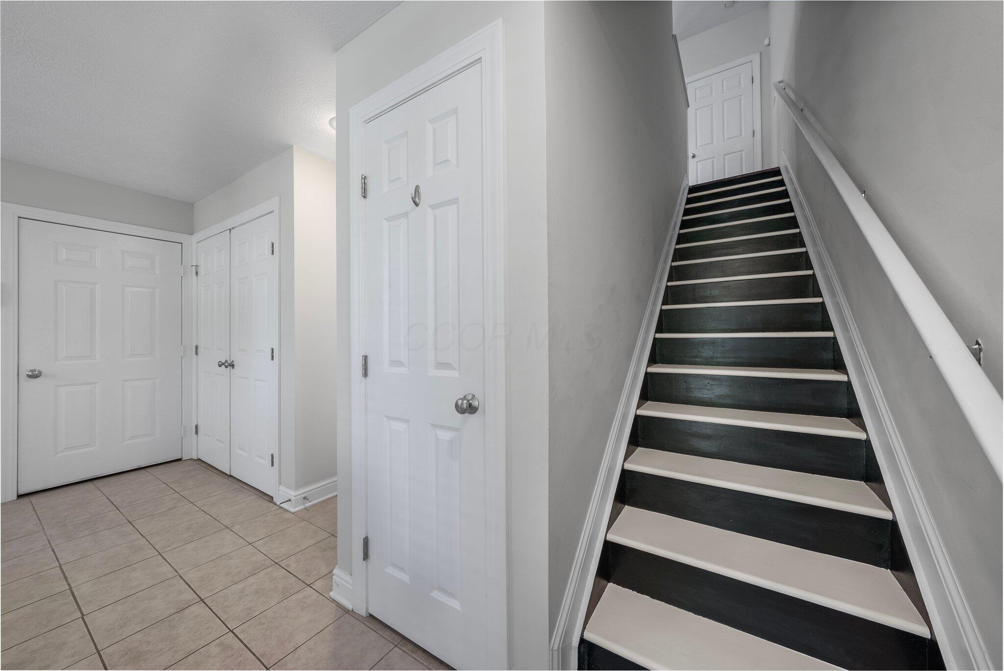 1396 Lower Green Circle