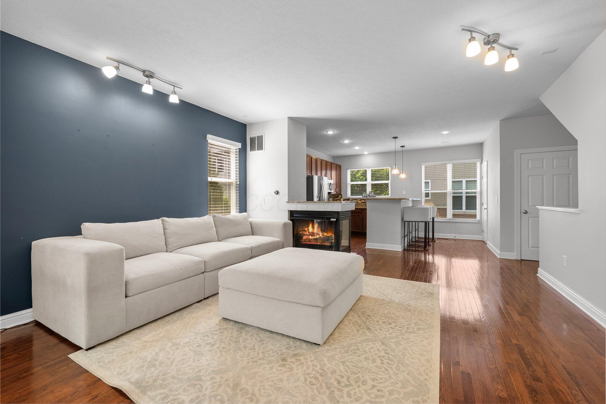 1396 Lower Green Circle