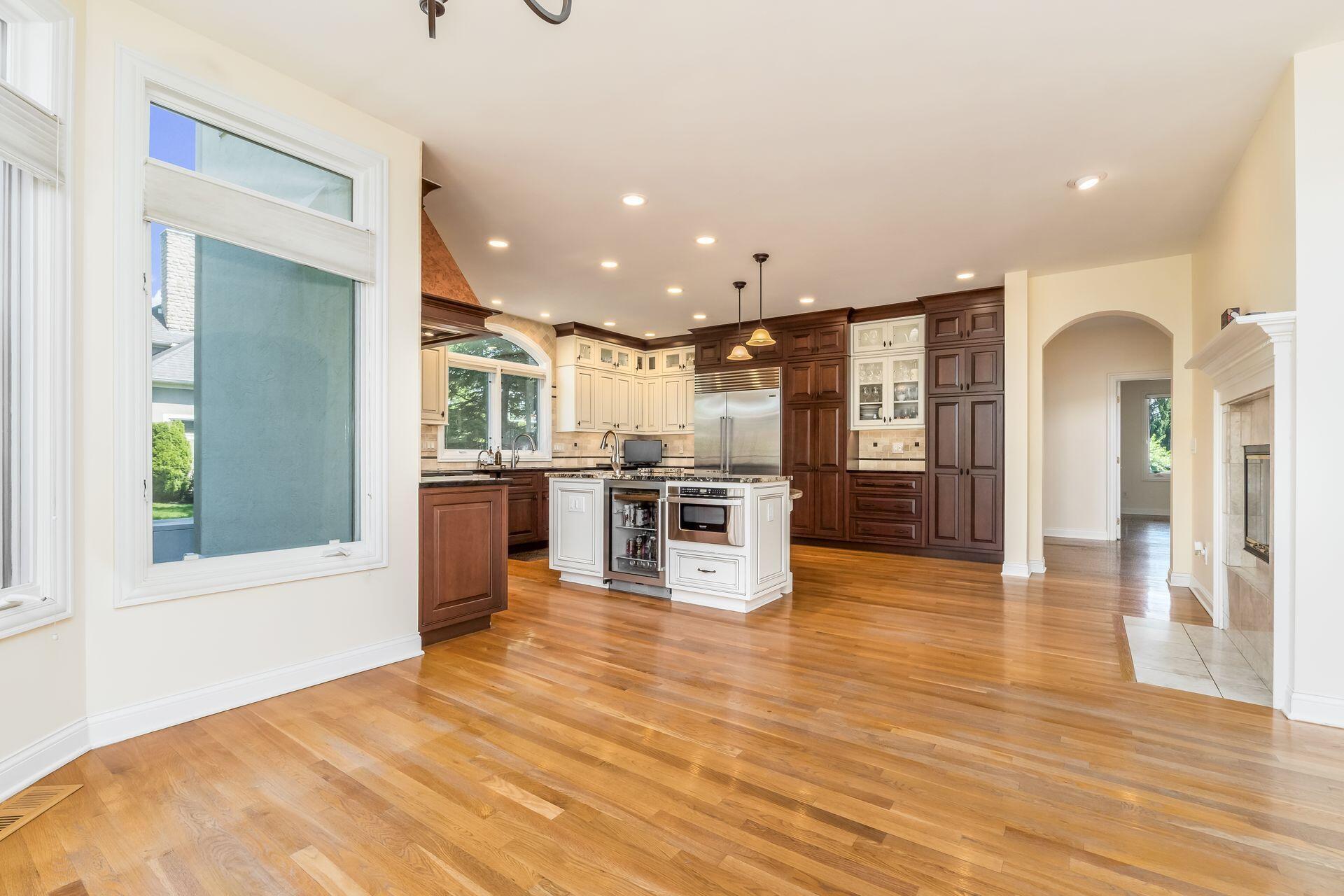 4607 Pine Tree Court