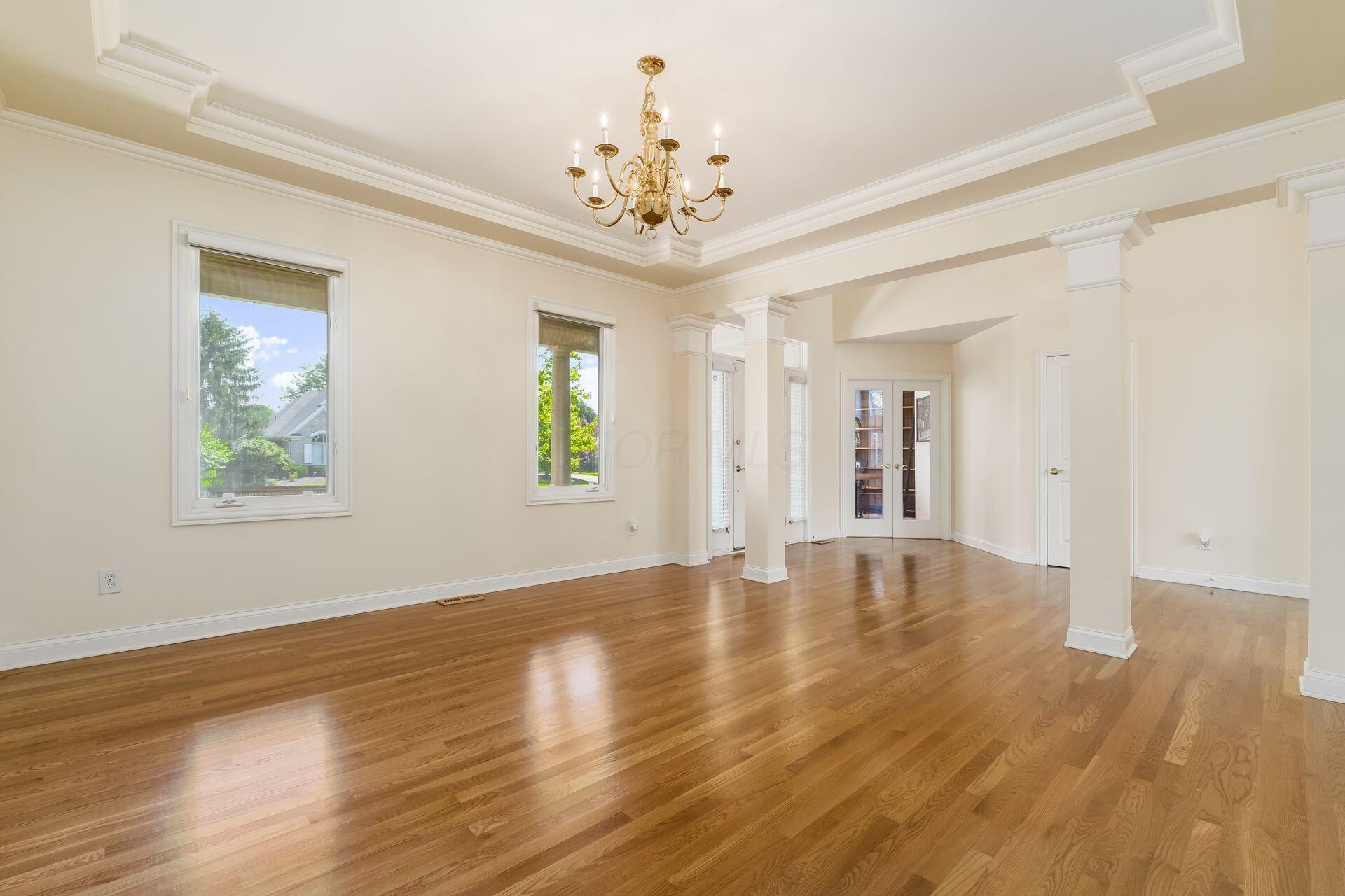 4607 Pine Tree Court