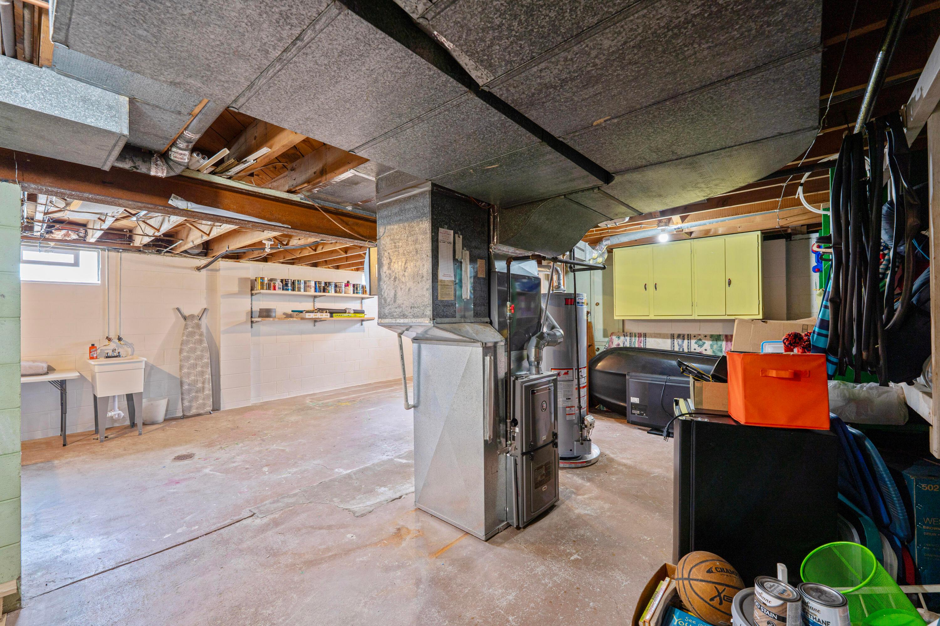 582 E Stanton Avenue