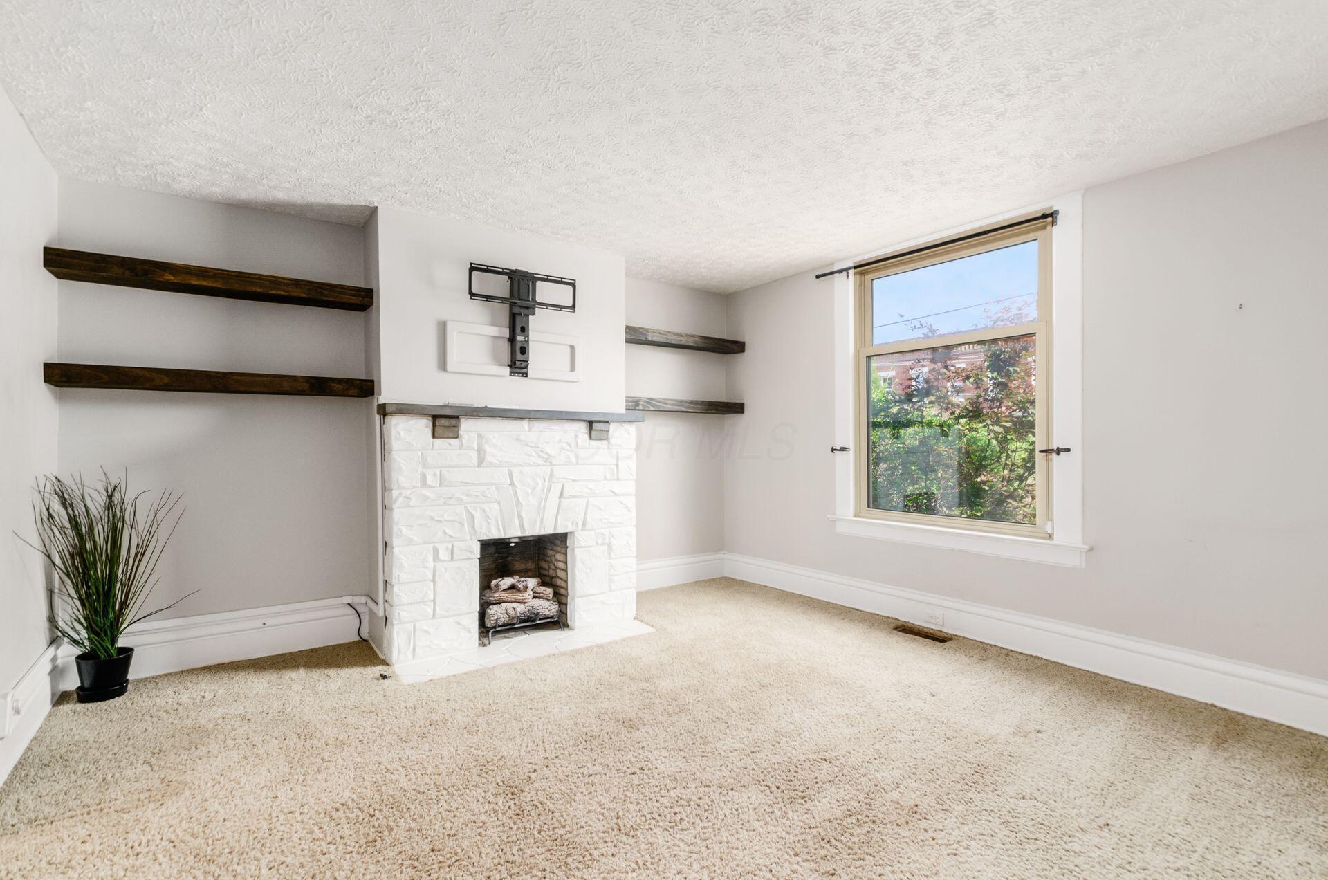 399 E Whittier Street