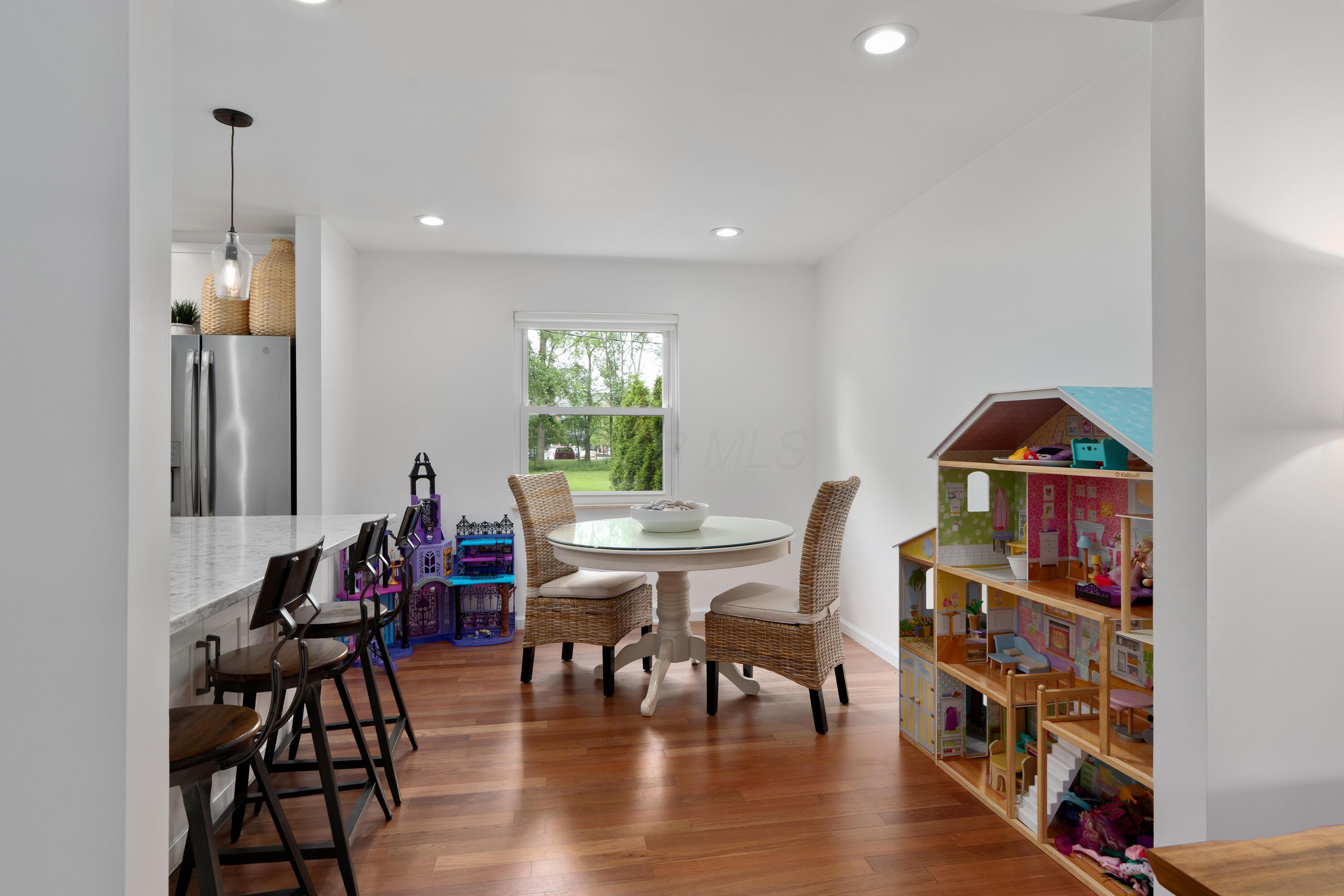 6853 Cedar Brook Place