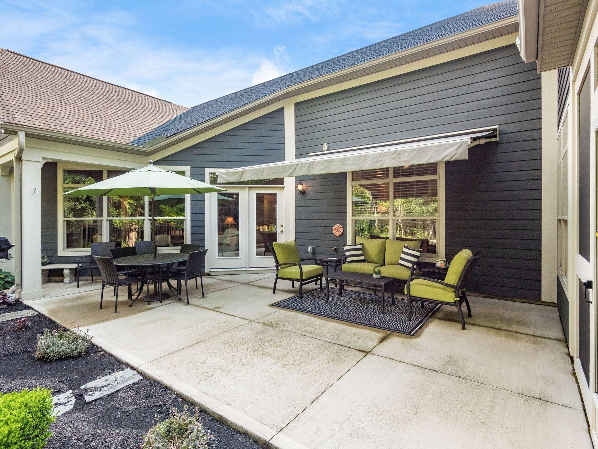 3750 Southbury Drive