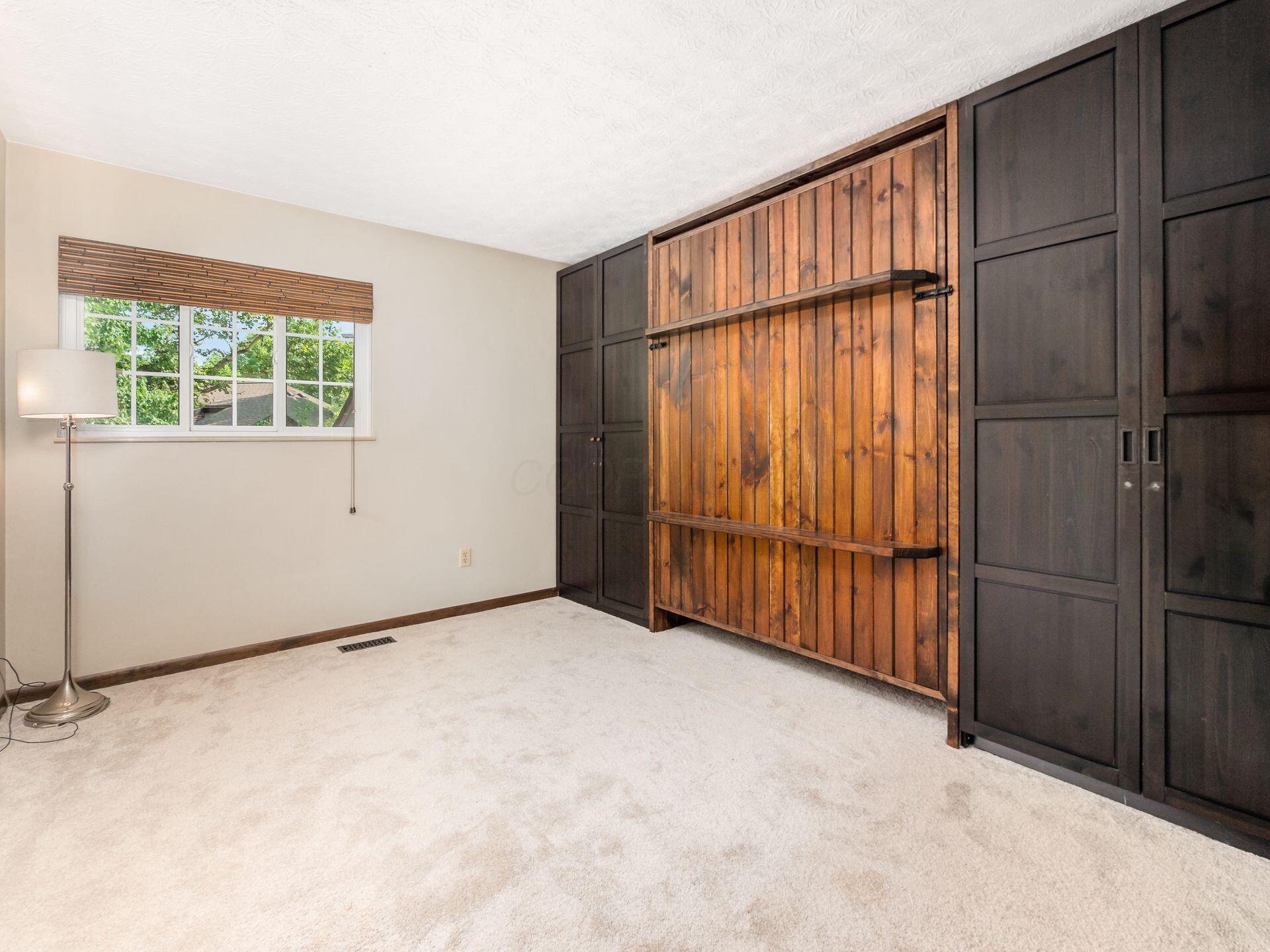 127 Saint Michelle, 35B