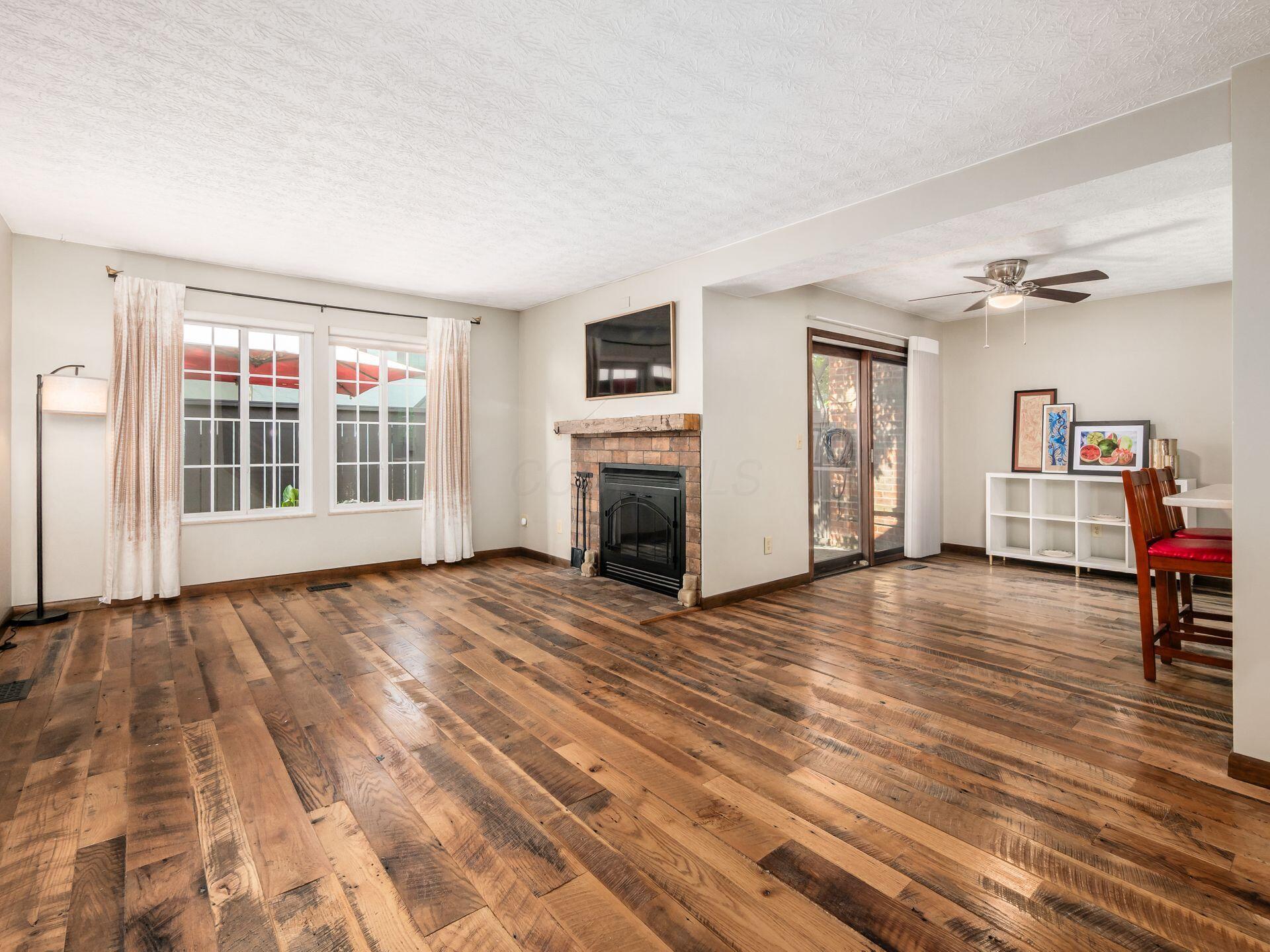 127 Saint Michelle, 35B