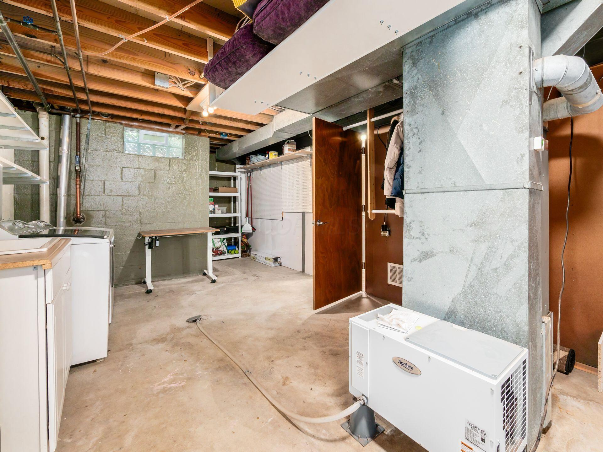 127 Saint Michelle, 35B
