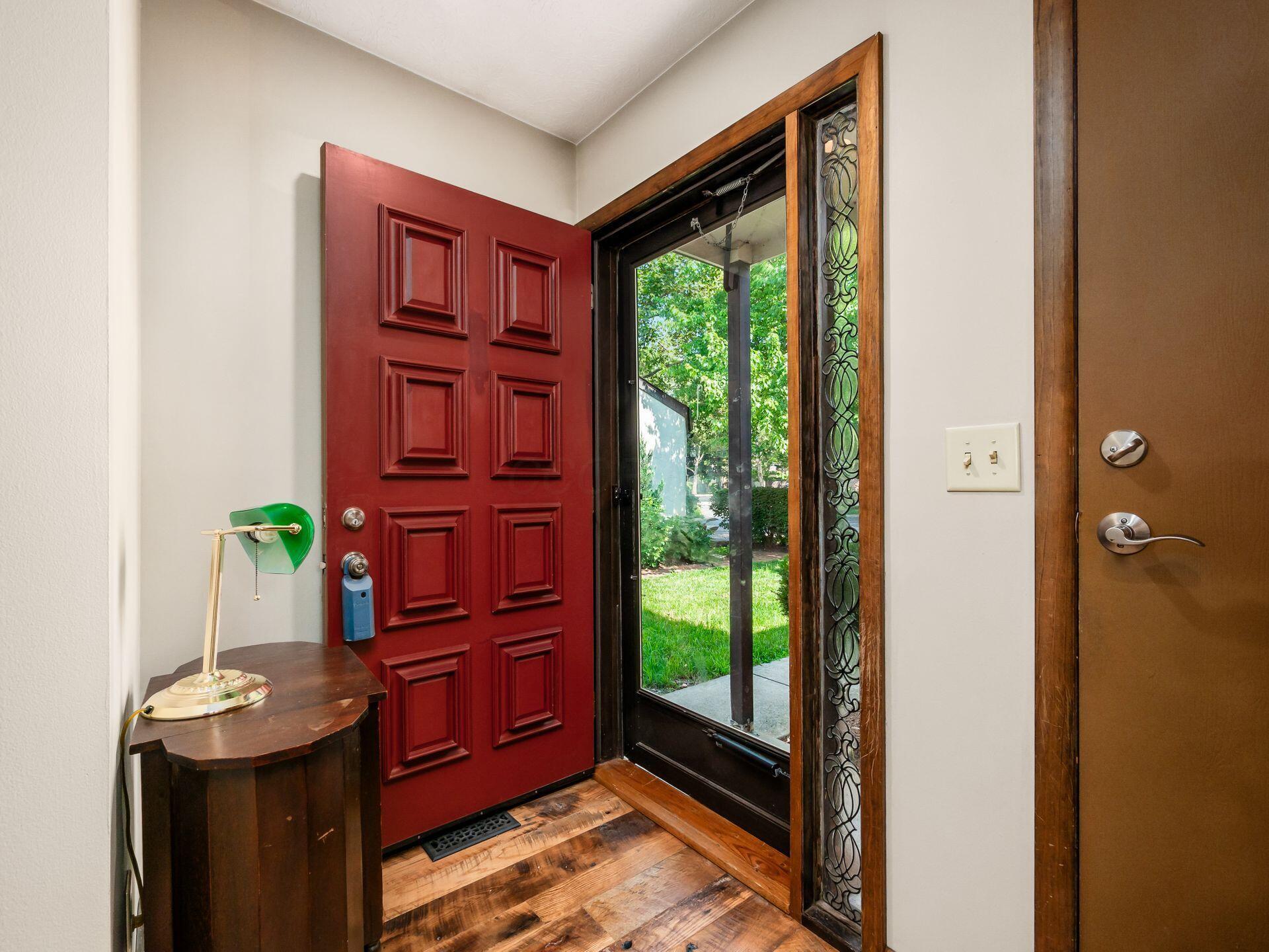 127 Saint Michelle, 35B
