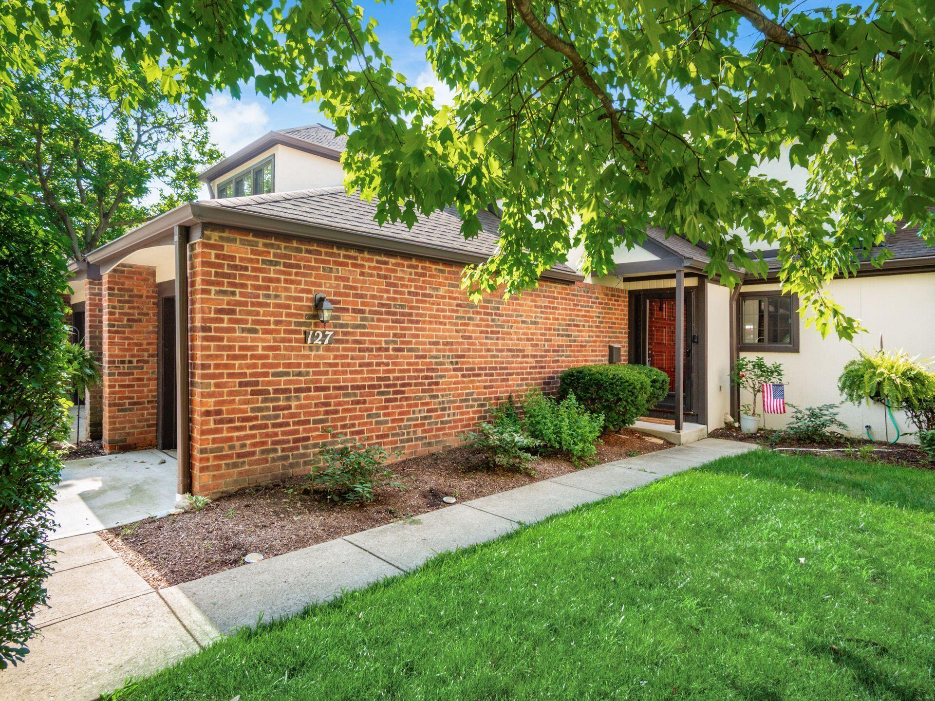127 Saint Michelle, 35B