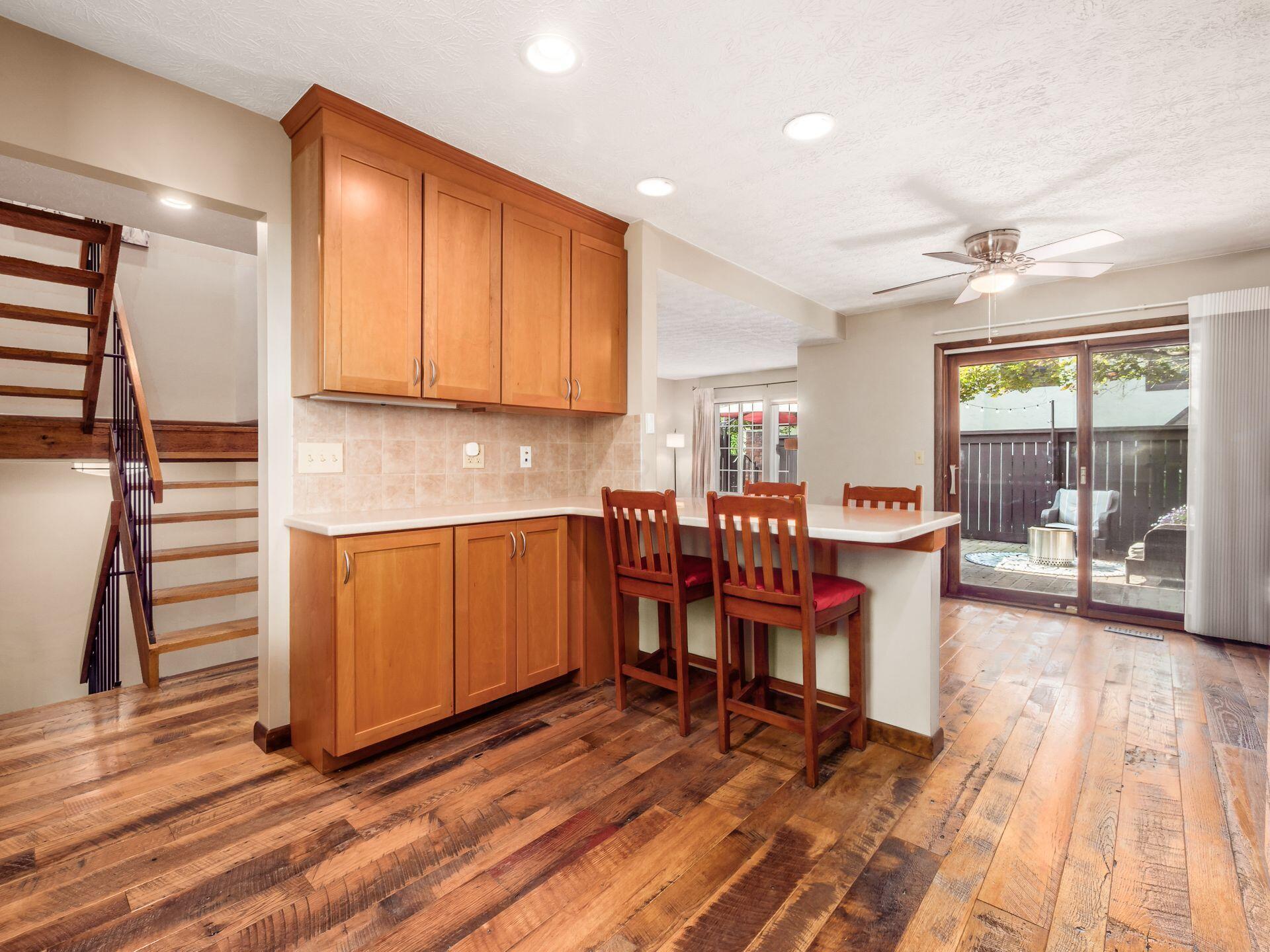 127 Saint Michelle, 35B