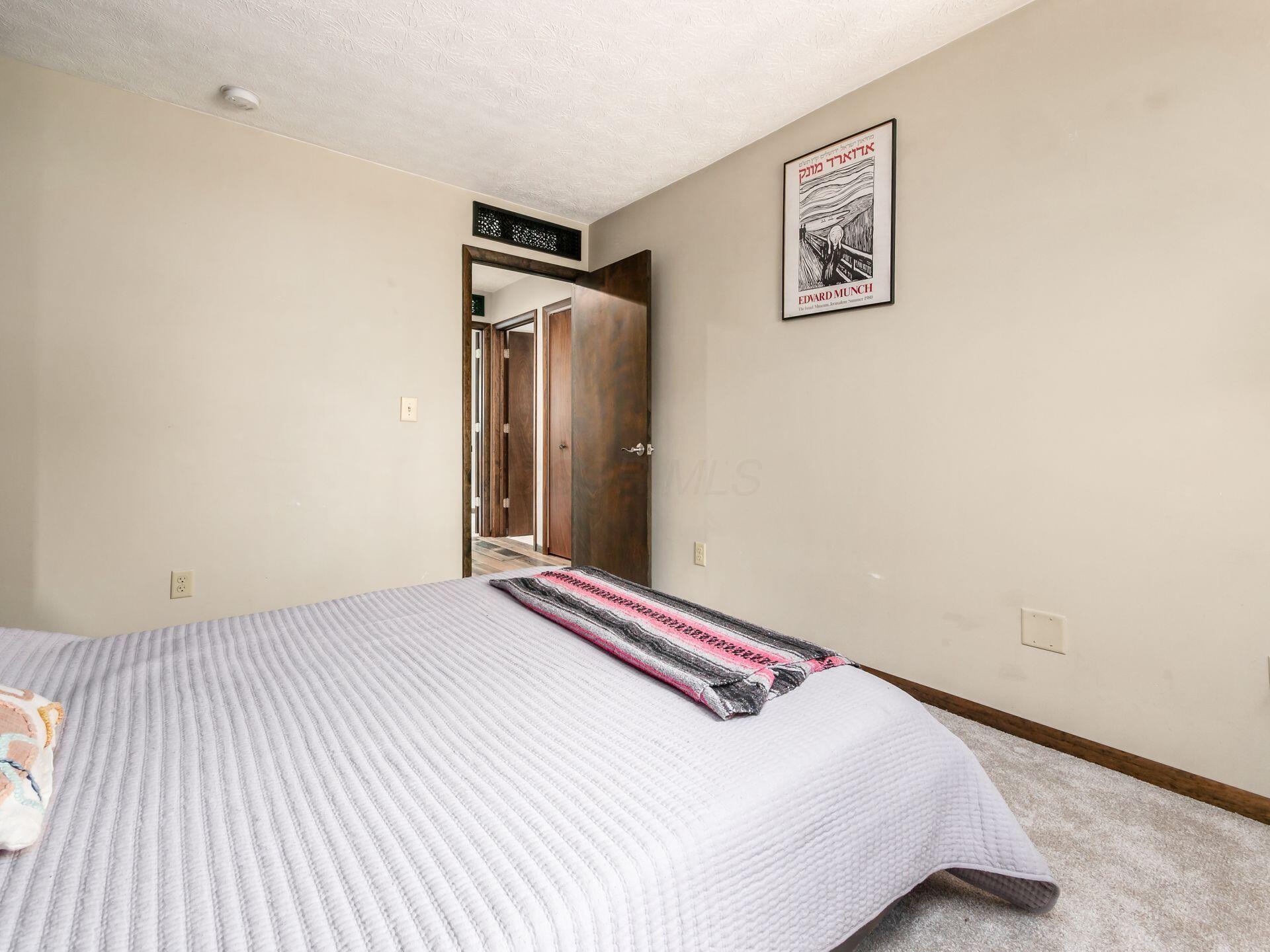 127 Saint Michelle, 35B
