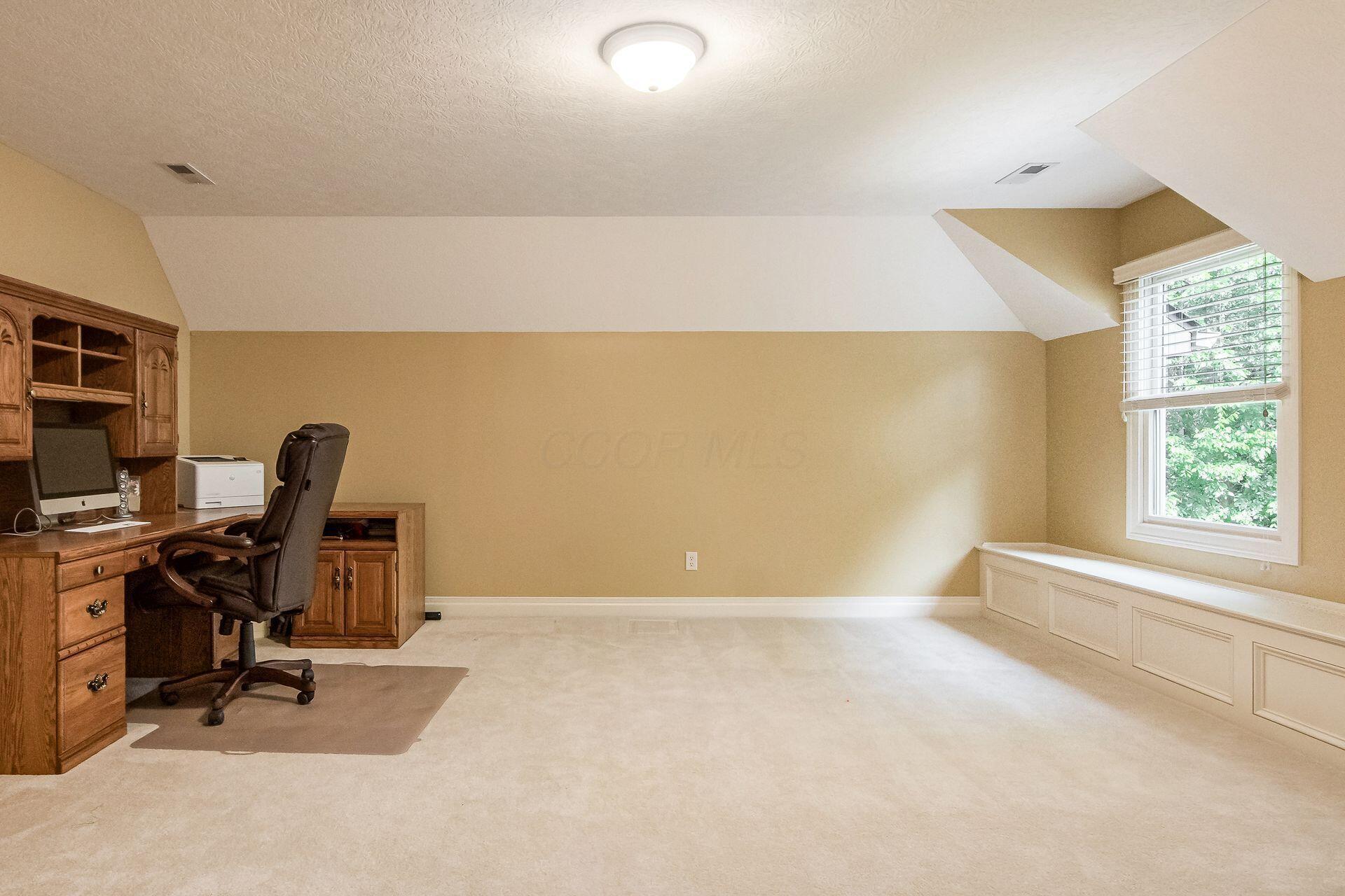 2540 Silverleaf Drive