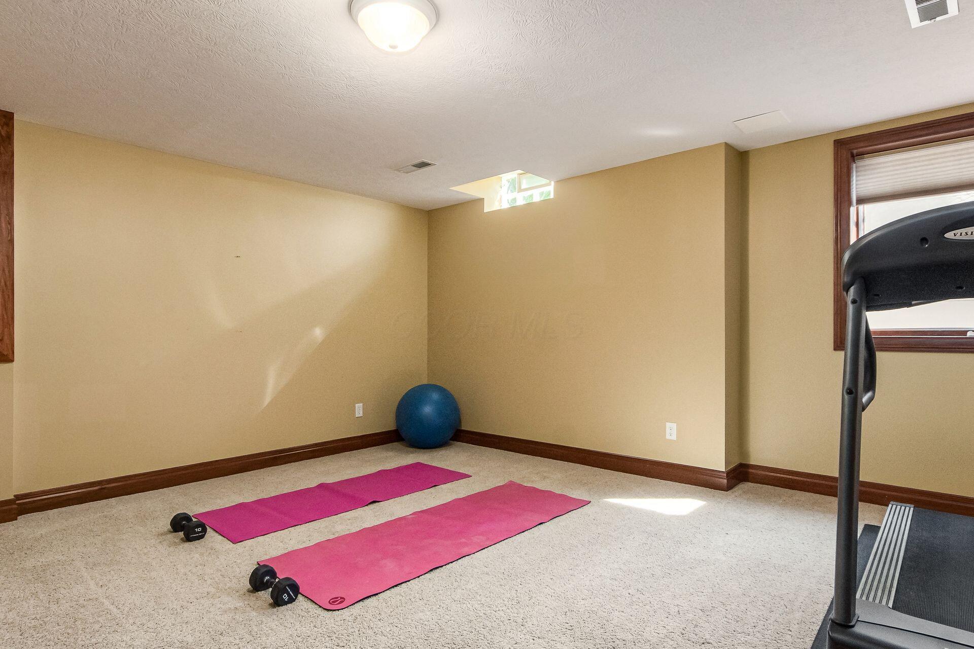 2540 Silverleaf Drive