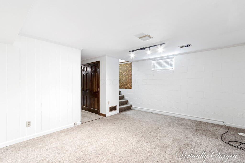 616 S Grant Avenue, 3B