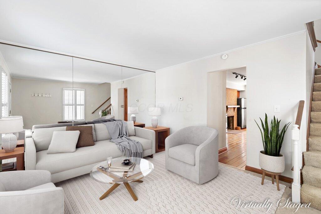 616 S Grant Avenue, 3B