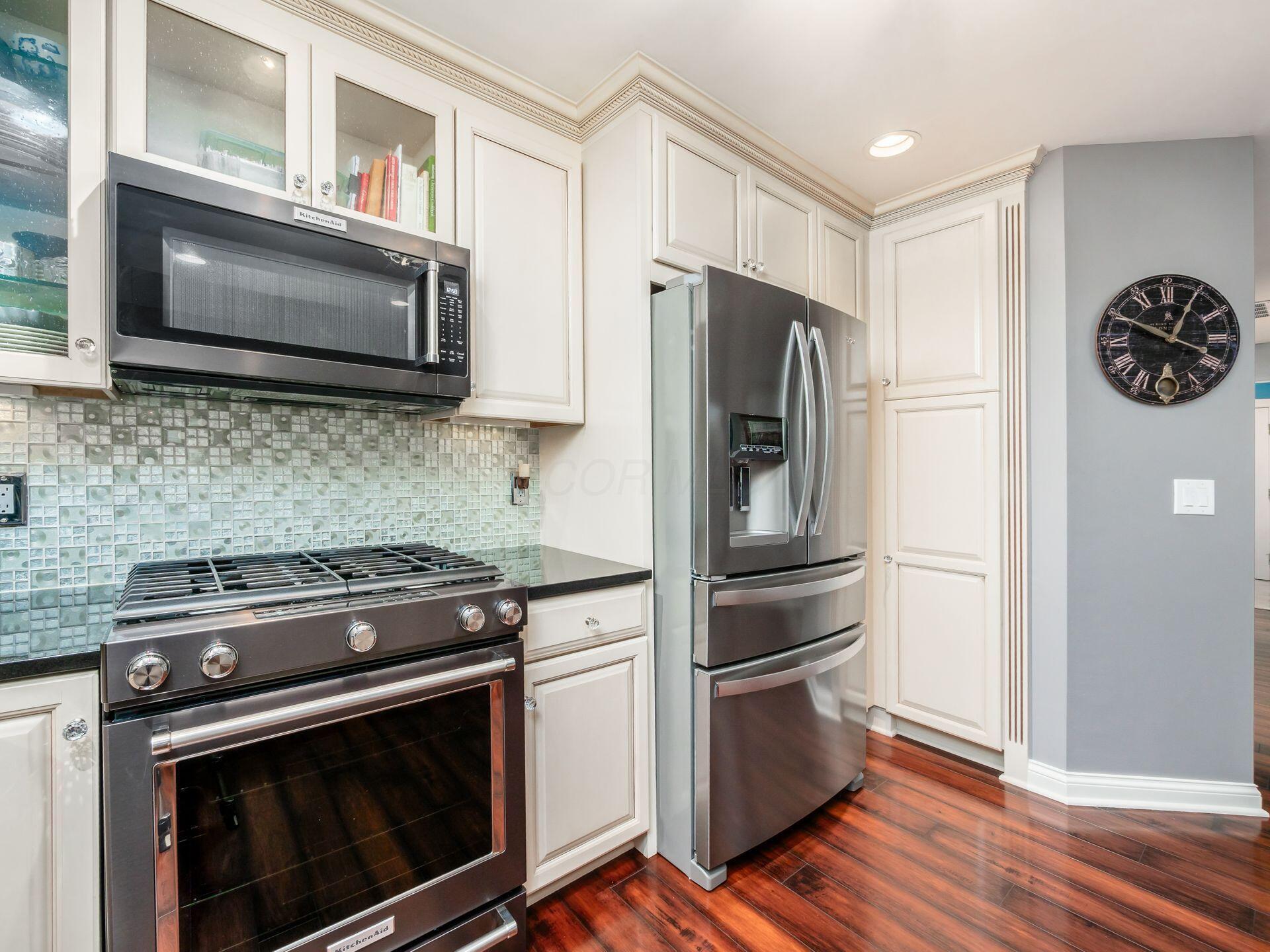 8144 Mount Air Place