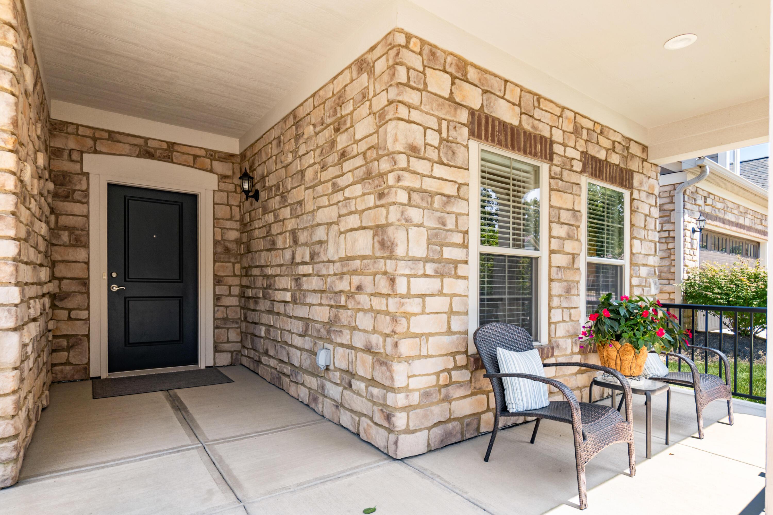 3836 Woodbury Landing
