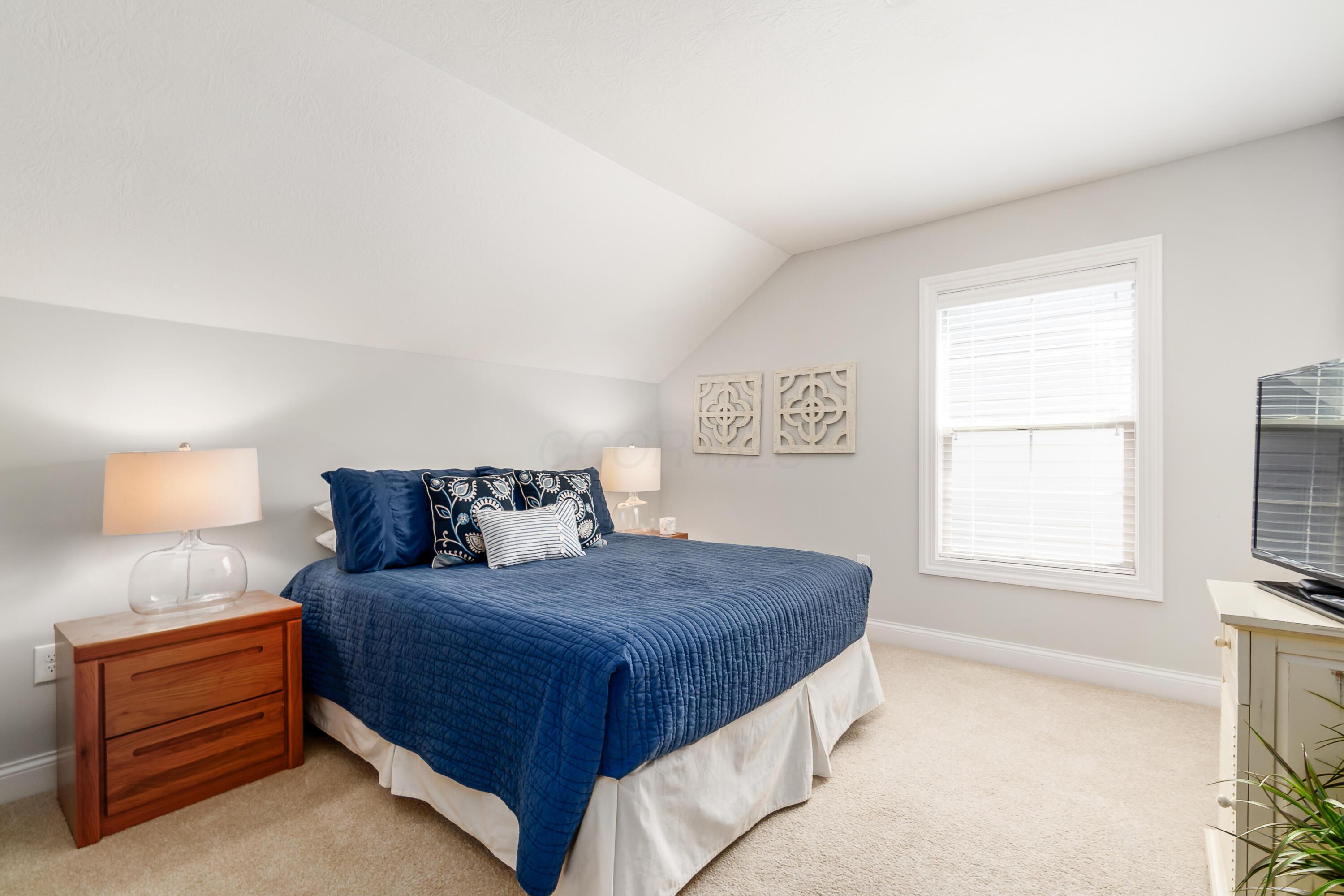 3836 Woodbury Landing