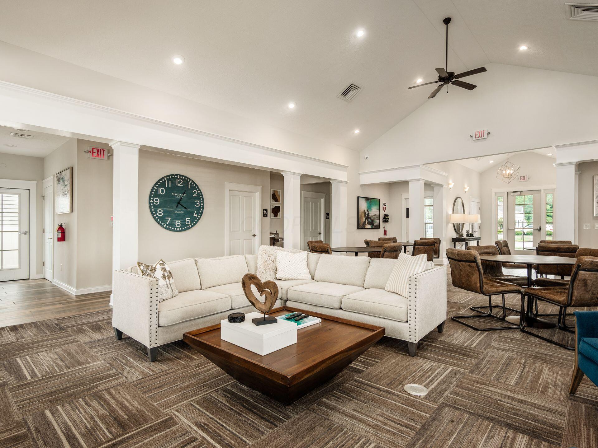 3836 Woodbury Landing